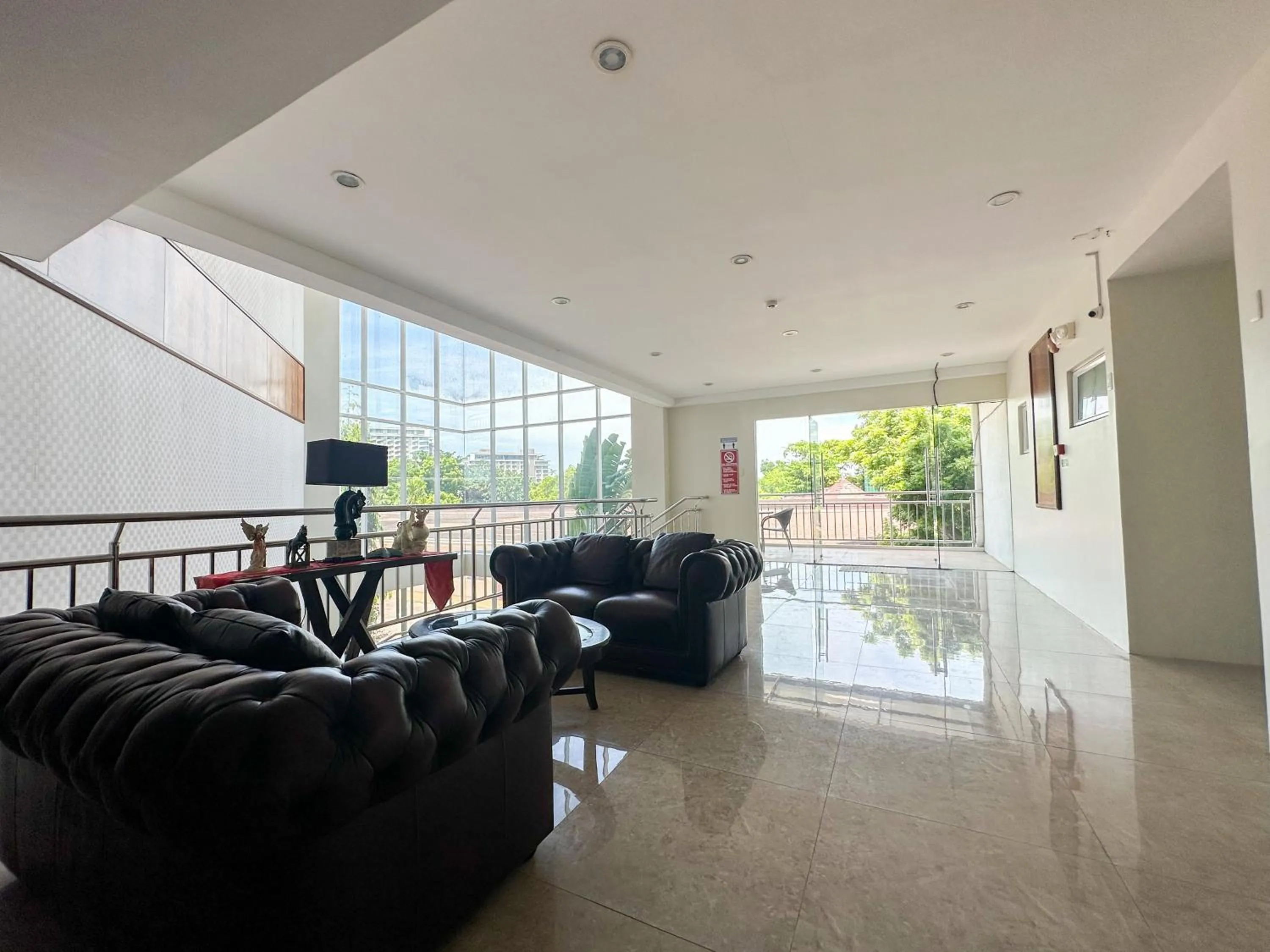 Seating area in Mactan Resort by 1521