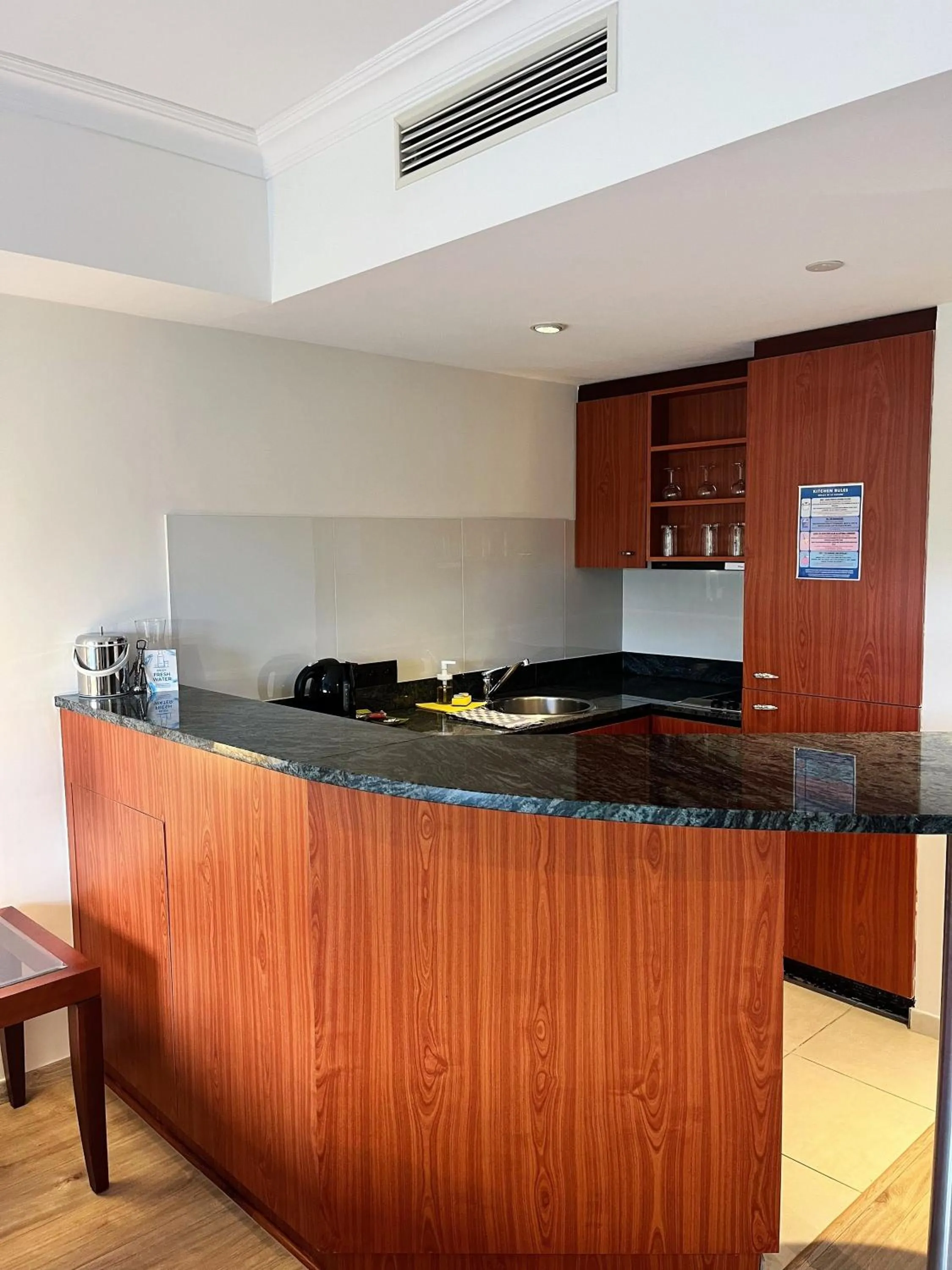 Kitchen or kitchenette in B-aparthotel Ambiorix