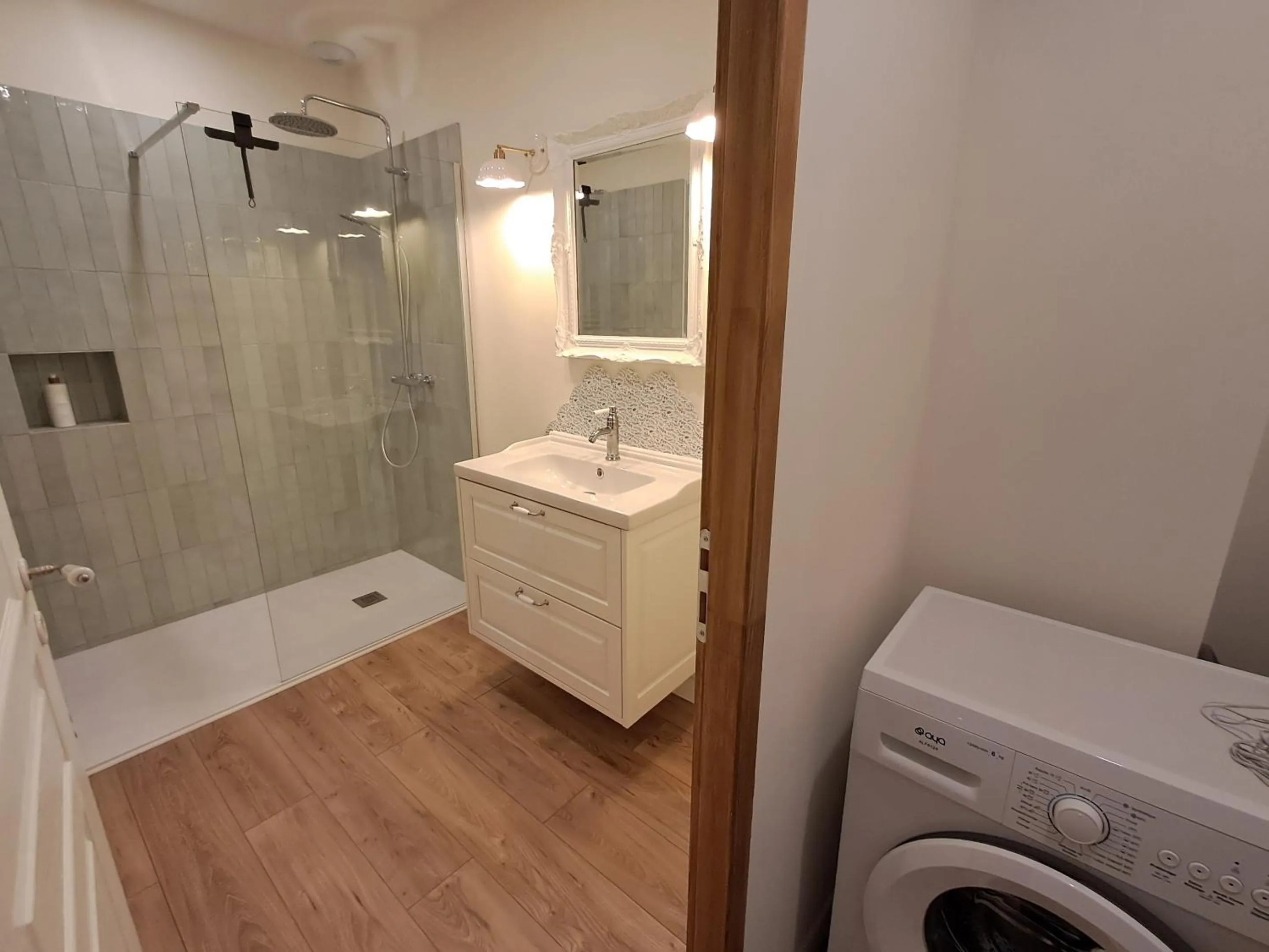 Bedroom in Le Petit Molière Chambres d'Hôtes