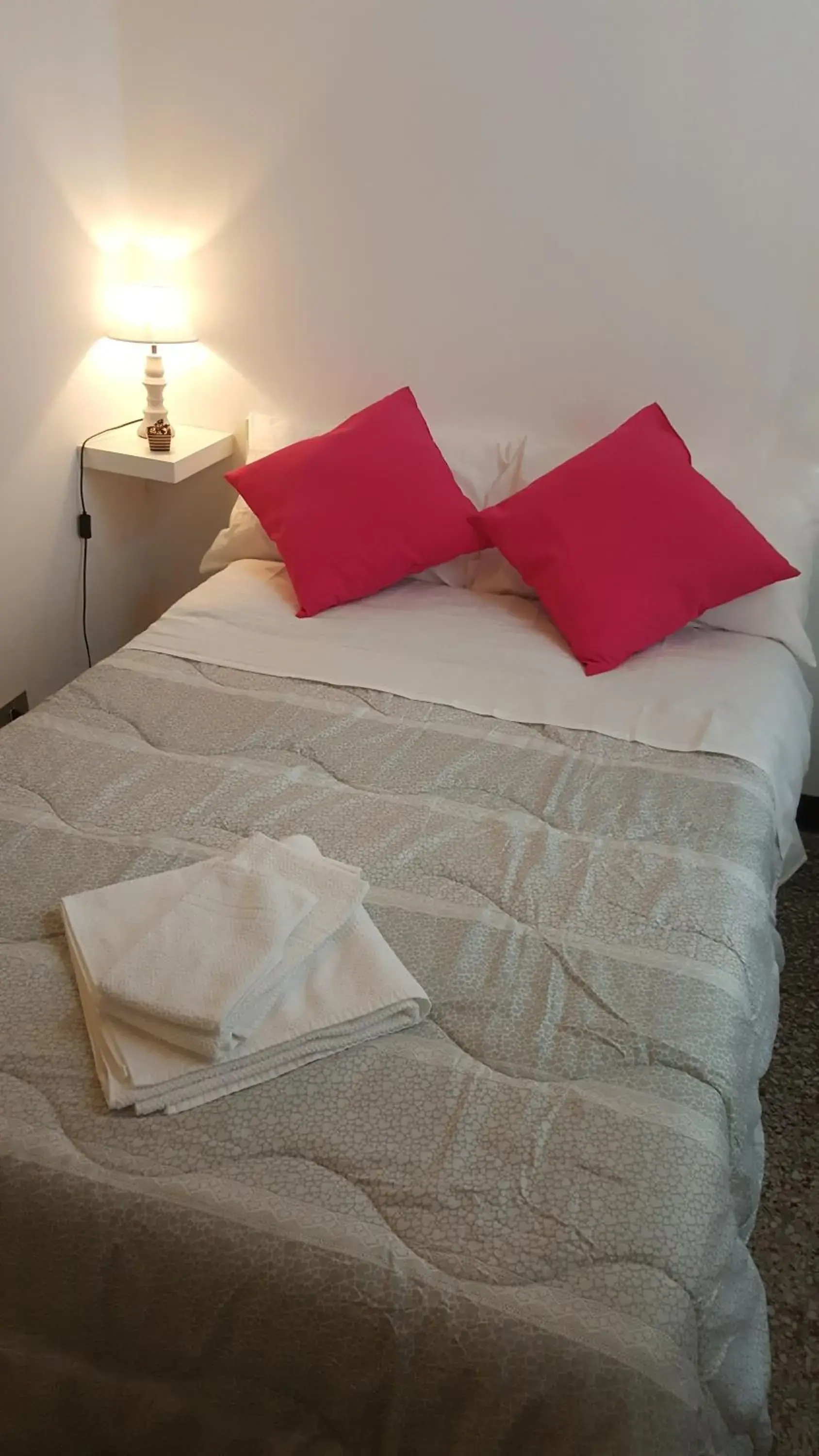 Deluxe Single Room in Garden Suite Deluxe Single Room in Garden Suite