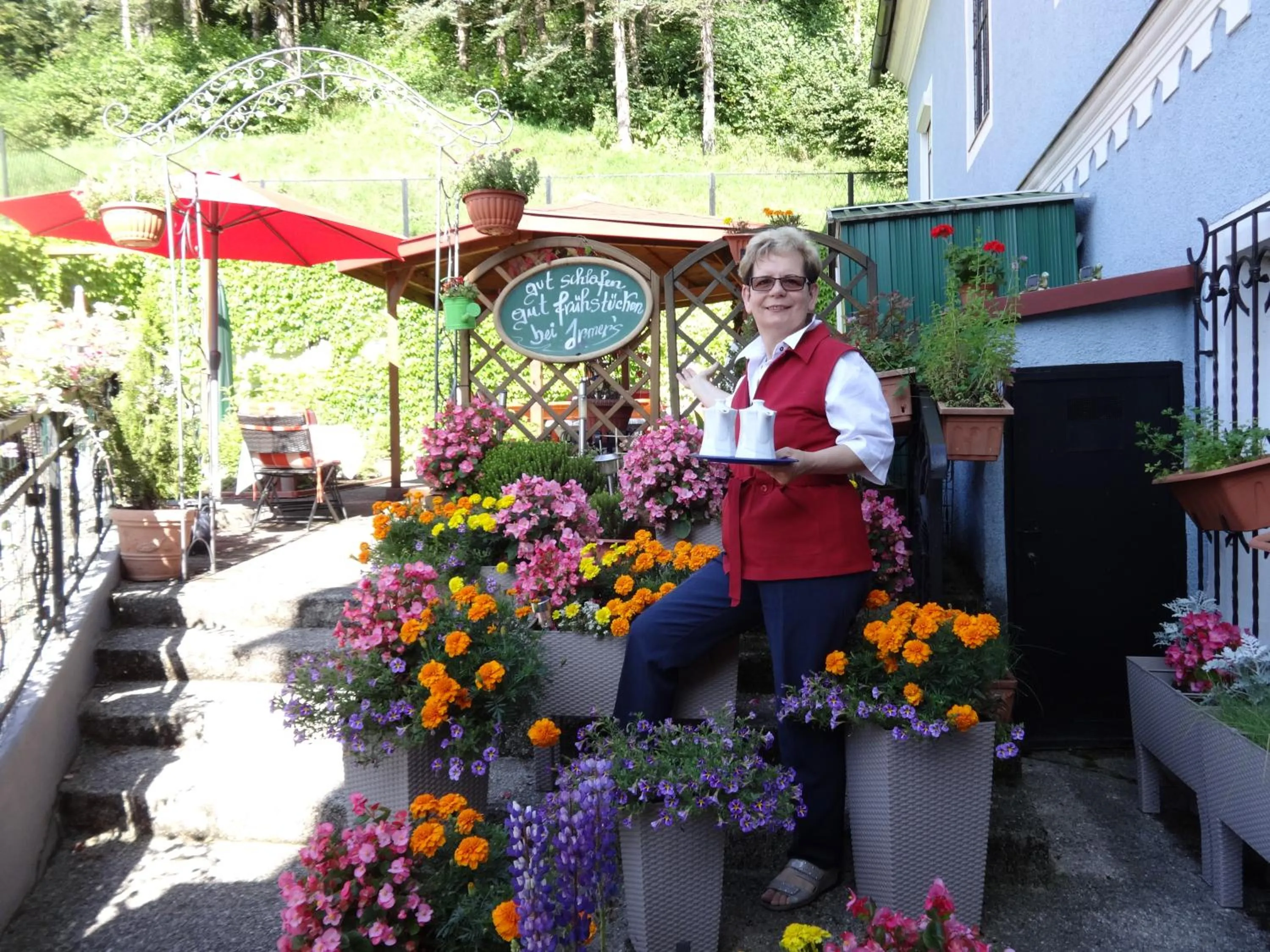 Food and drinks in Frühstückspension Irmer