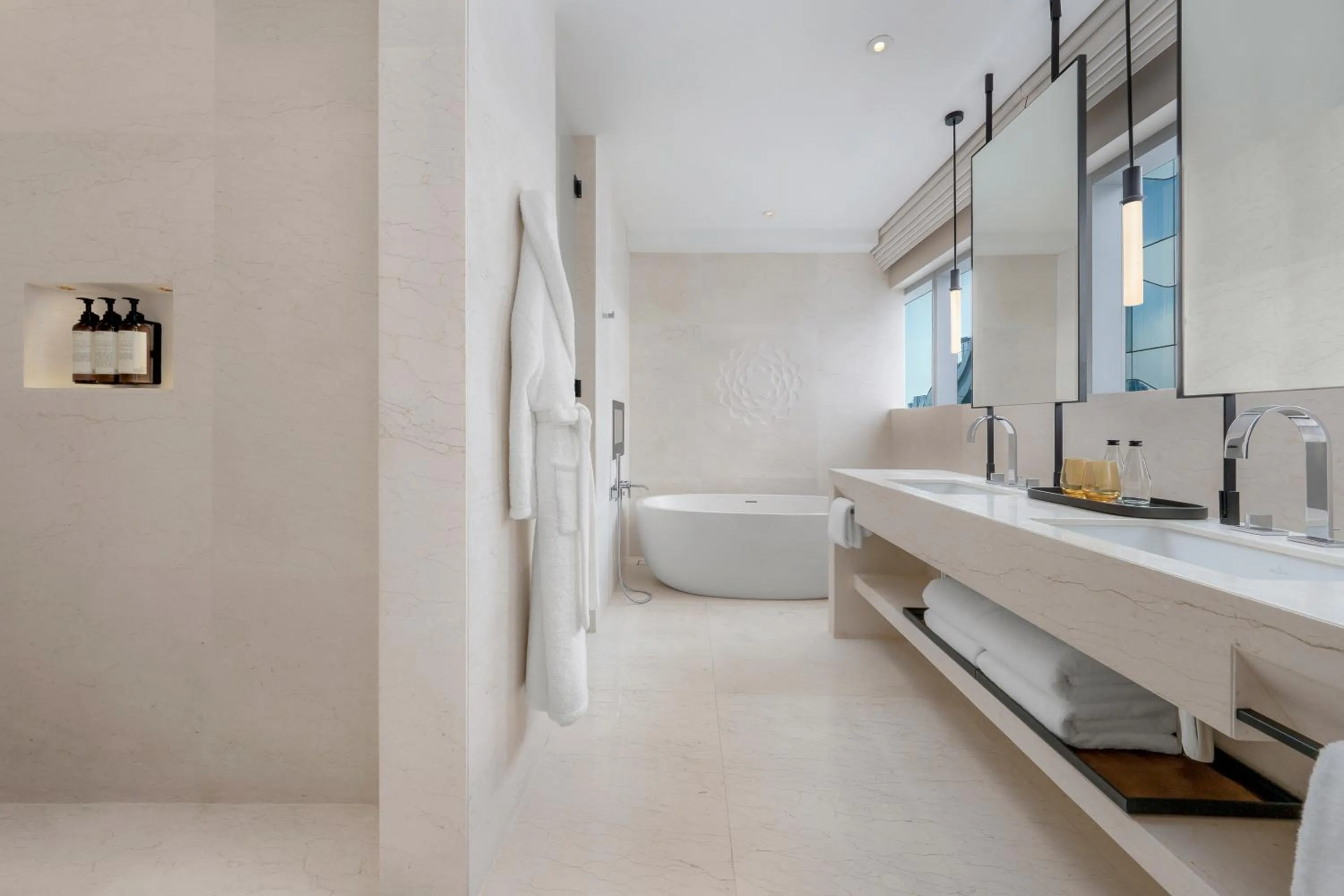 Bathroom, Bed in Park Hyatt Bangkok