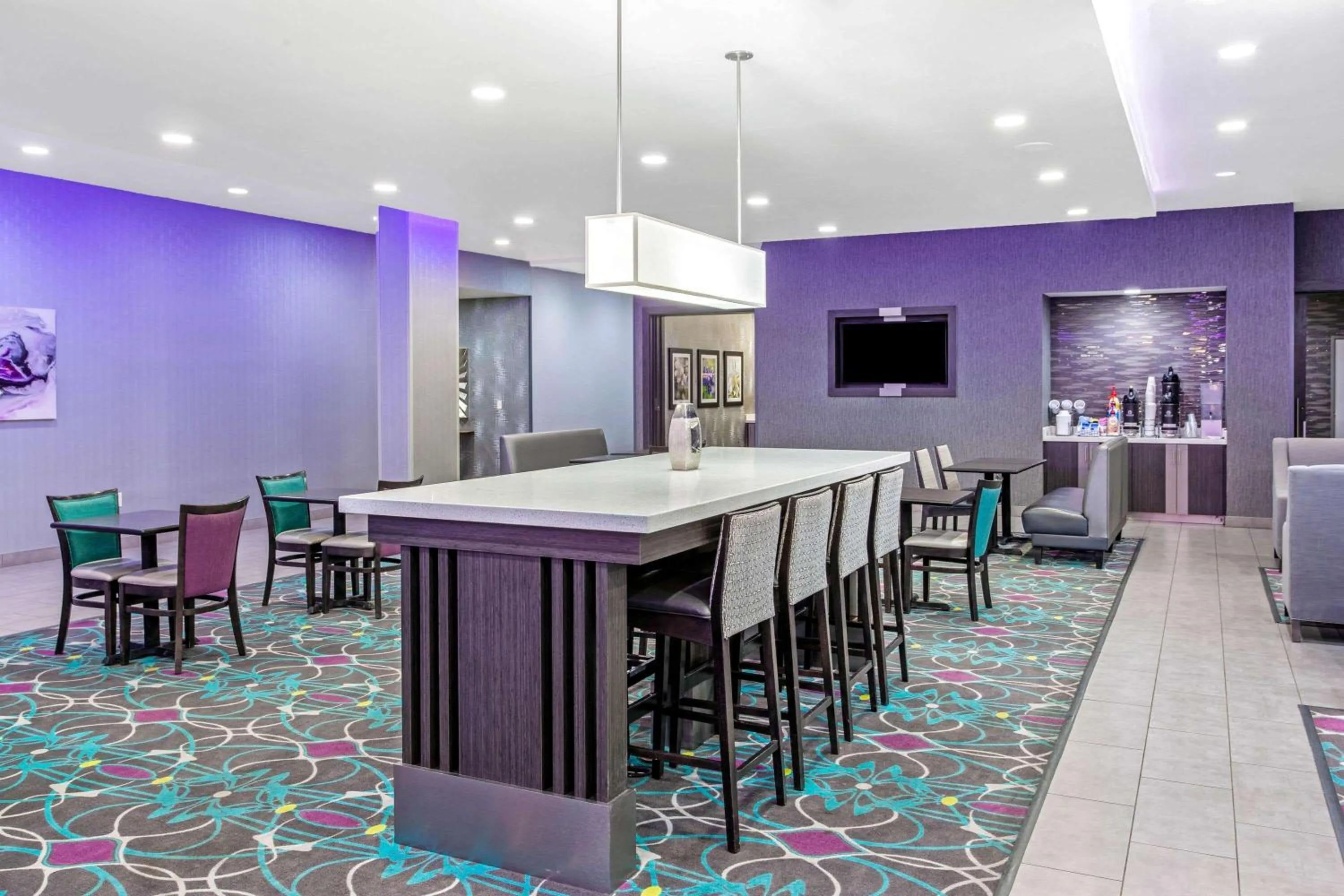 Restaurant/places to eat in La Quinta by Wyndham Lubbock South