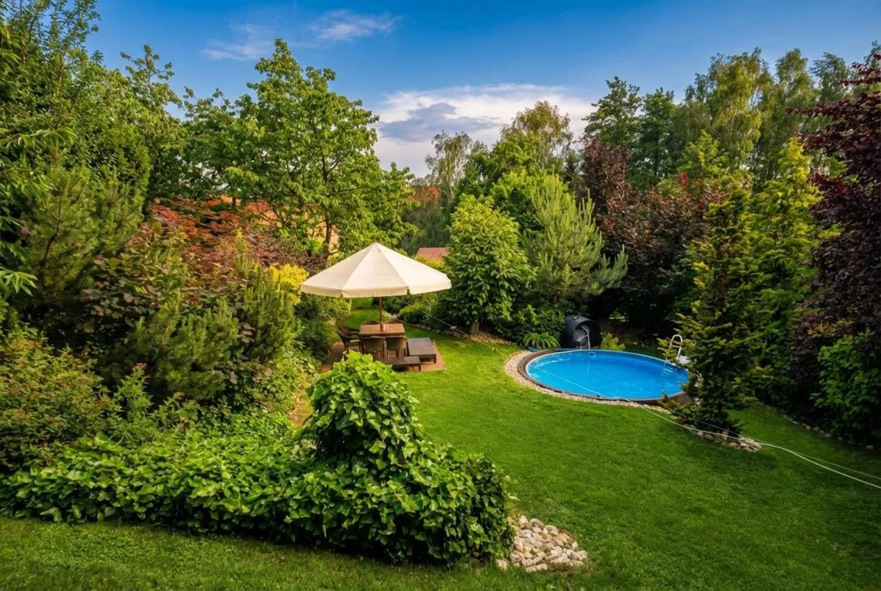 Pool view in Chalupa u Macochy