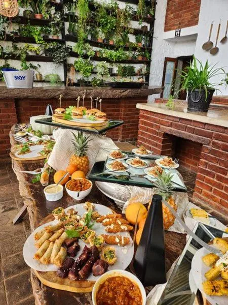 Restaurant/places to eat in Villa Paradiso