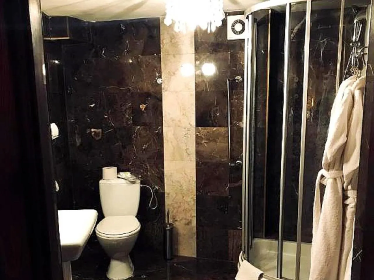 Toilet in Restauracja - Hotel Mocca D'oro