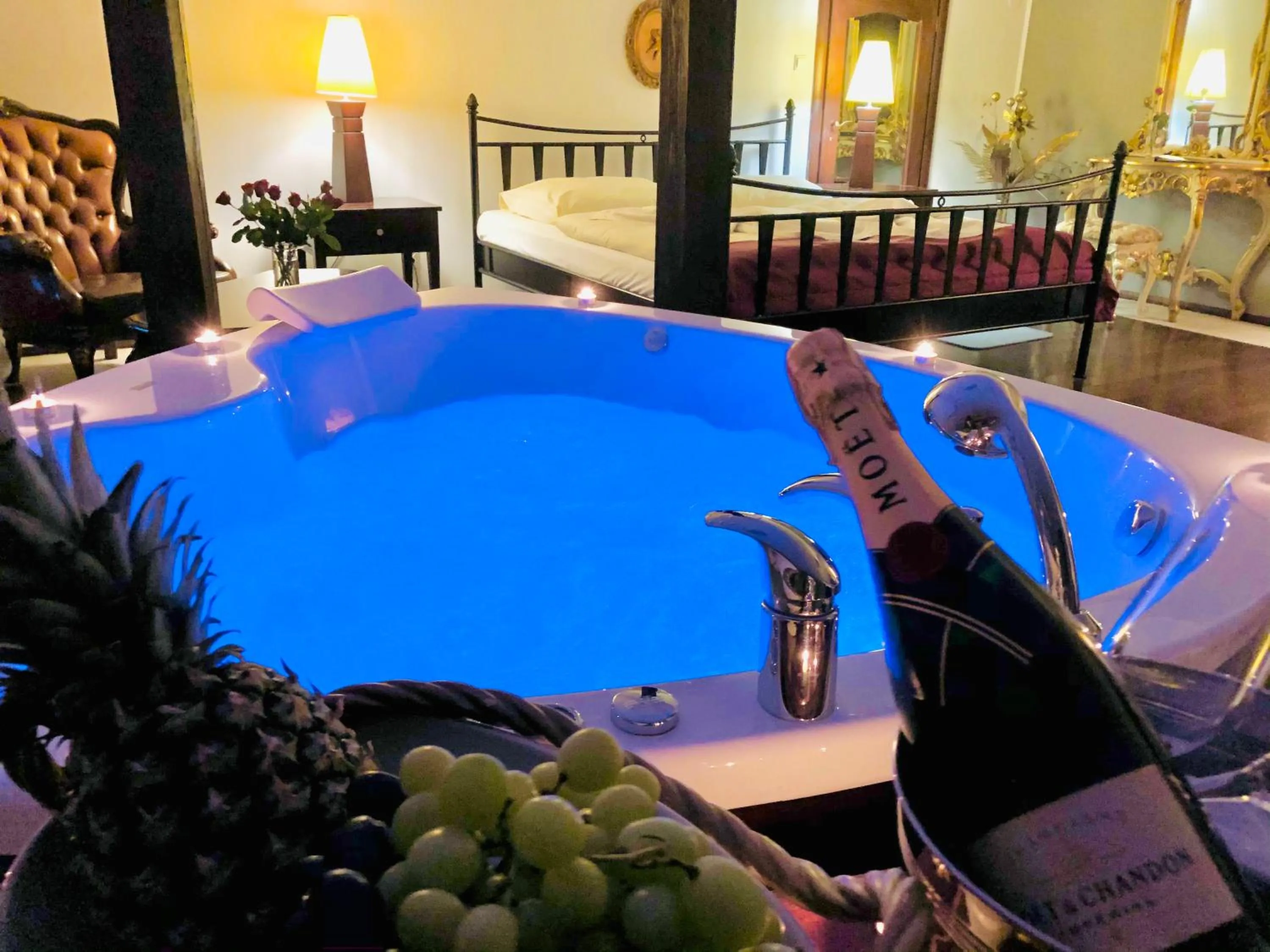 Bed in Restauracja - Hotel Mocca D'oro