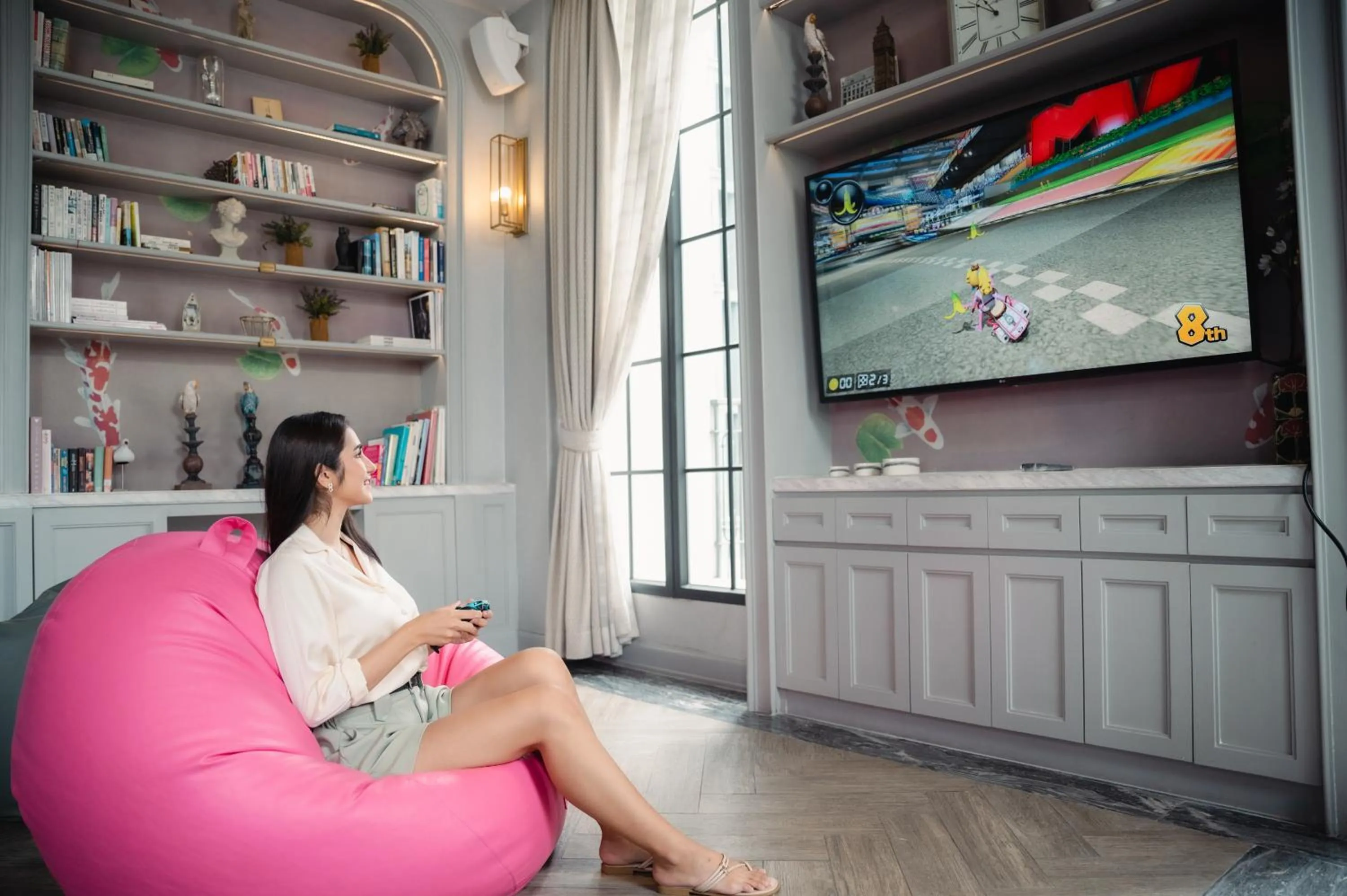 Entertainment in The Salil Hotel Sukhumvit 57 - Thonglor