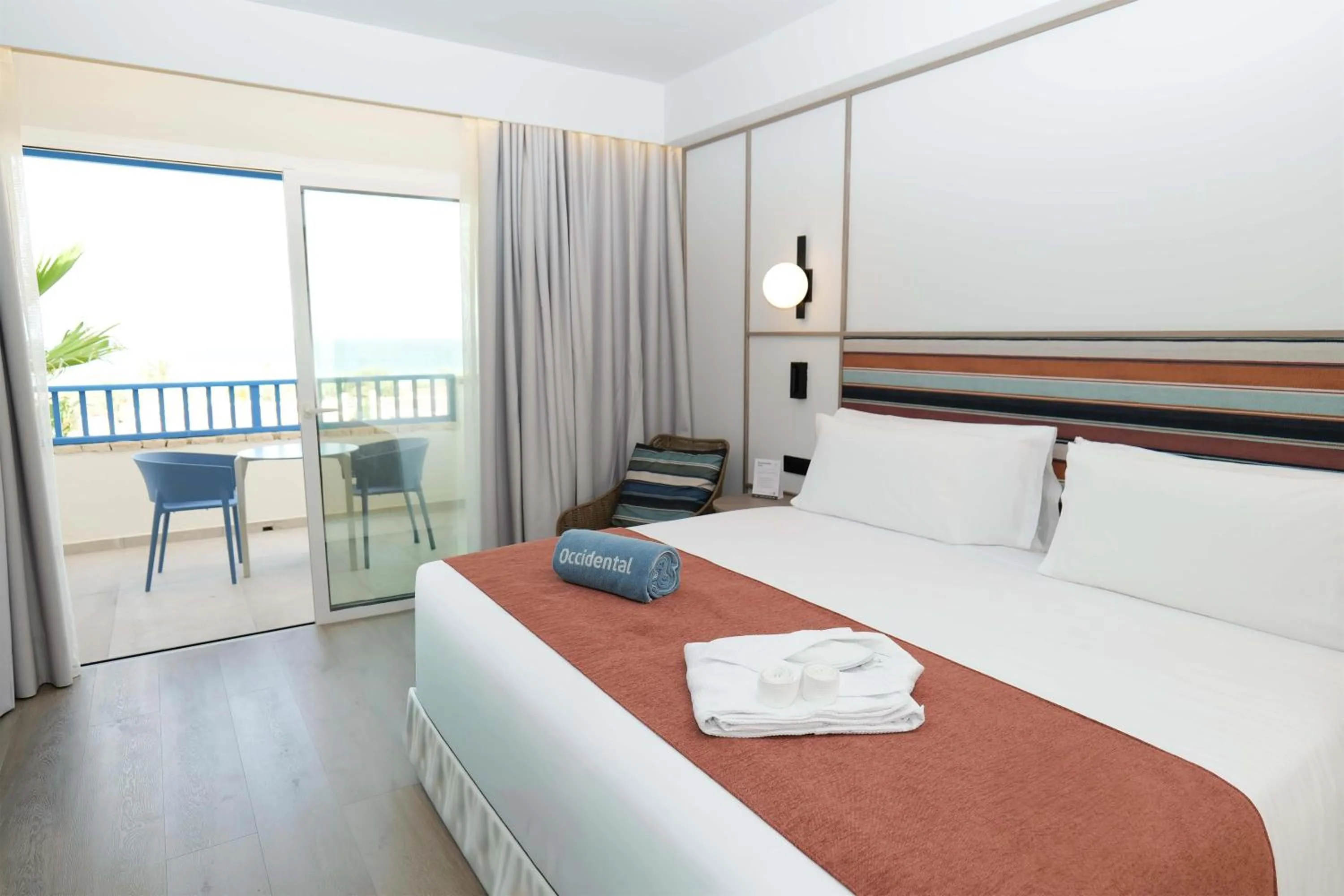 Bedroom, Bed in Occidental Boa Vista Beach