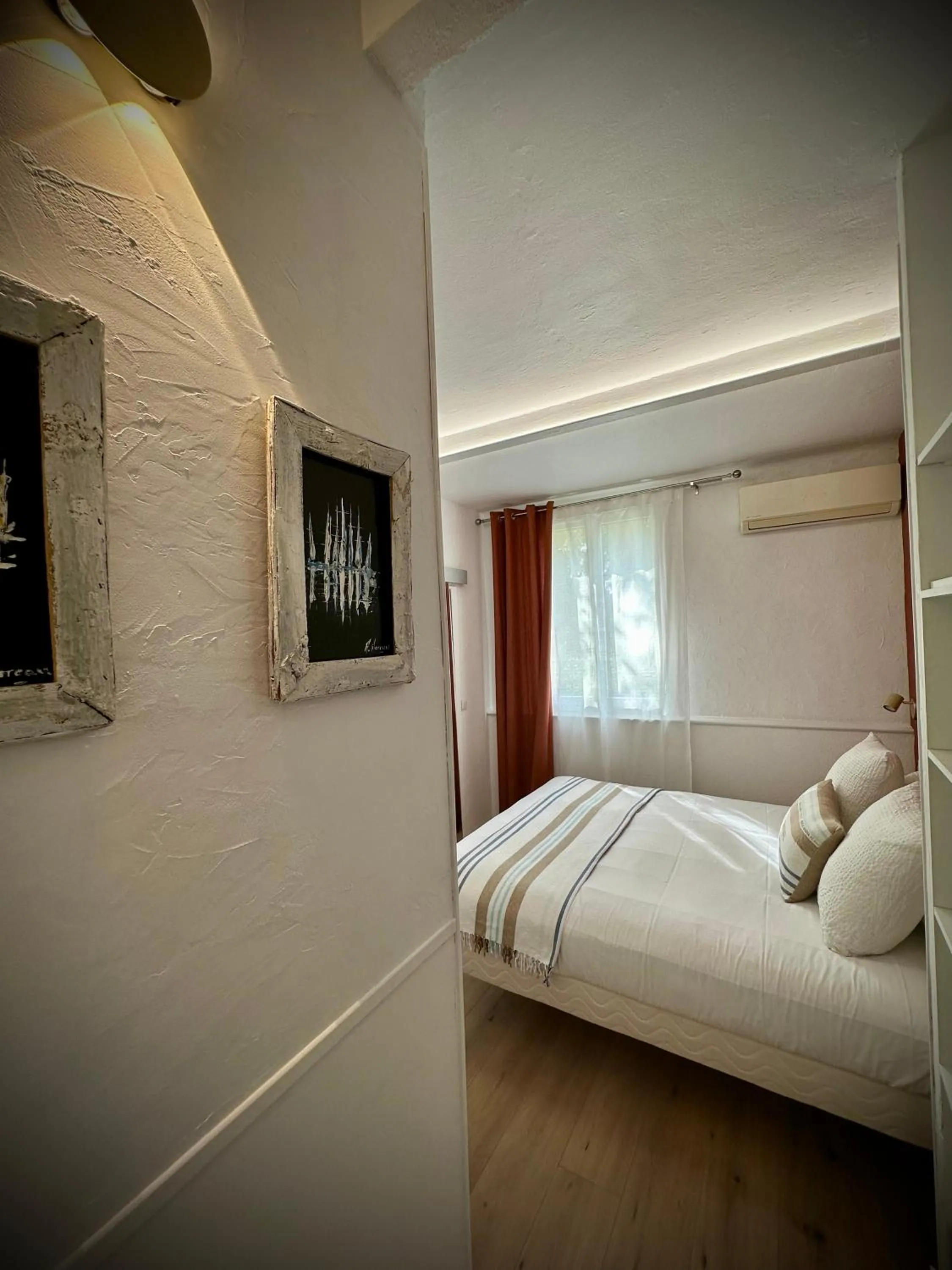 Bed in Hôtel Le Clos du Dramont