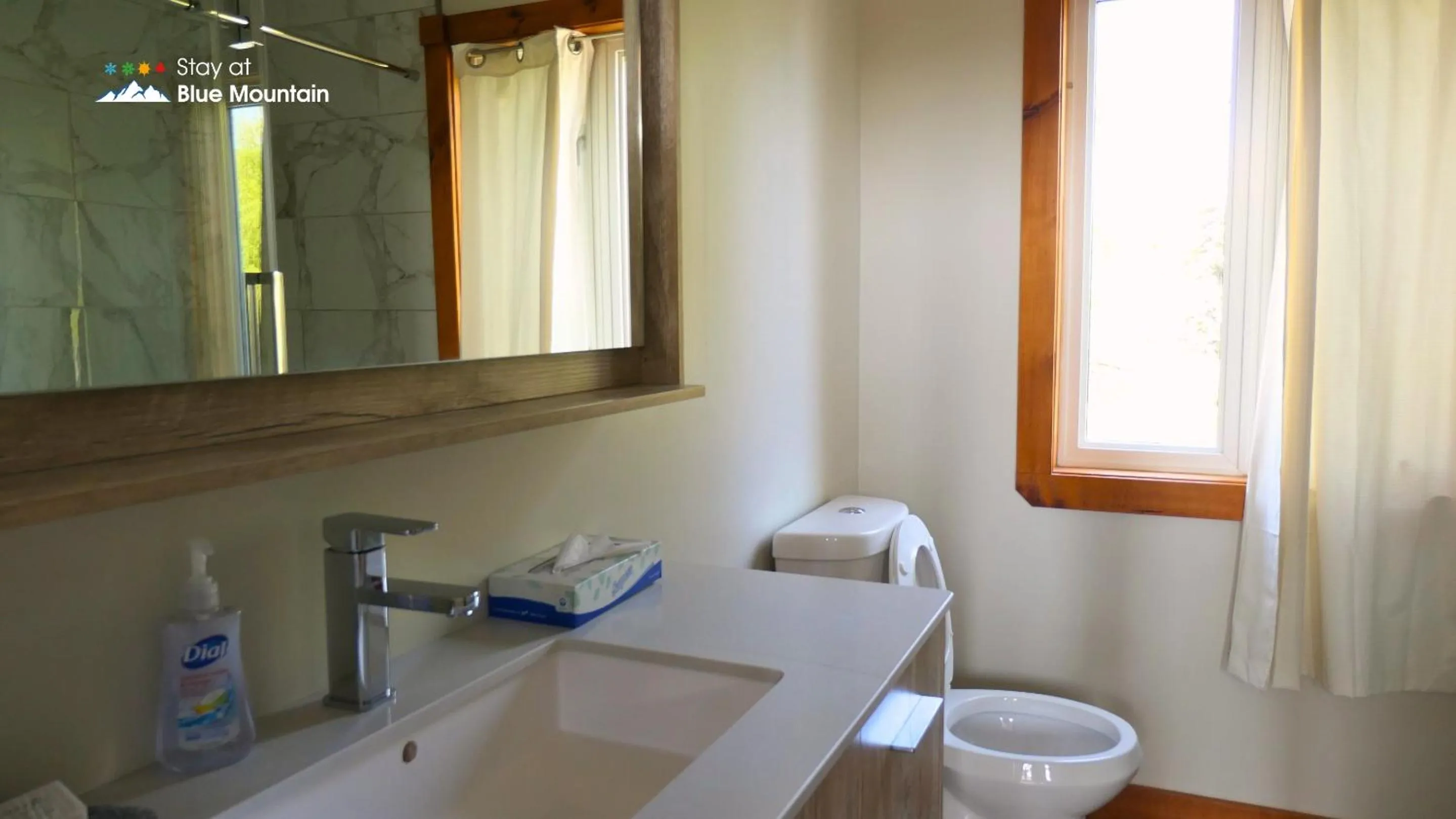 Bathroom in Summit Ridge 6