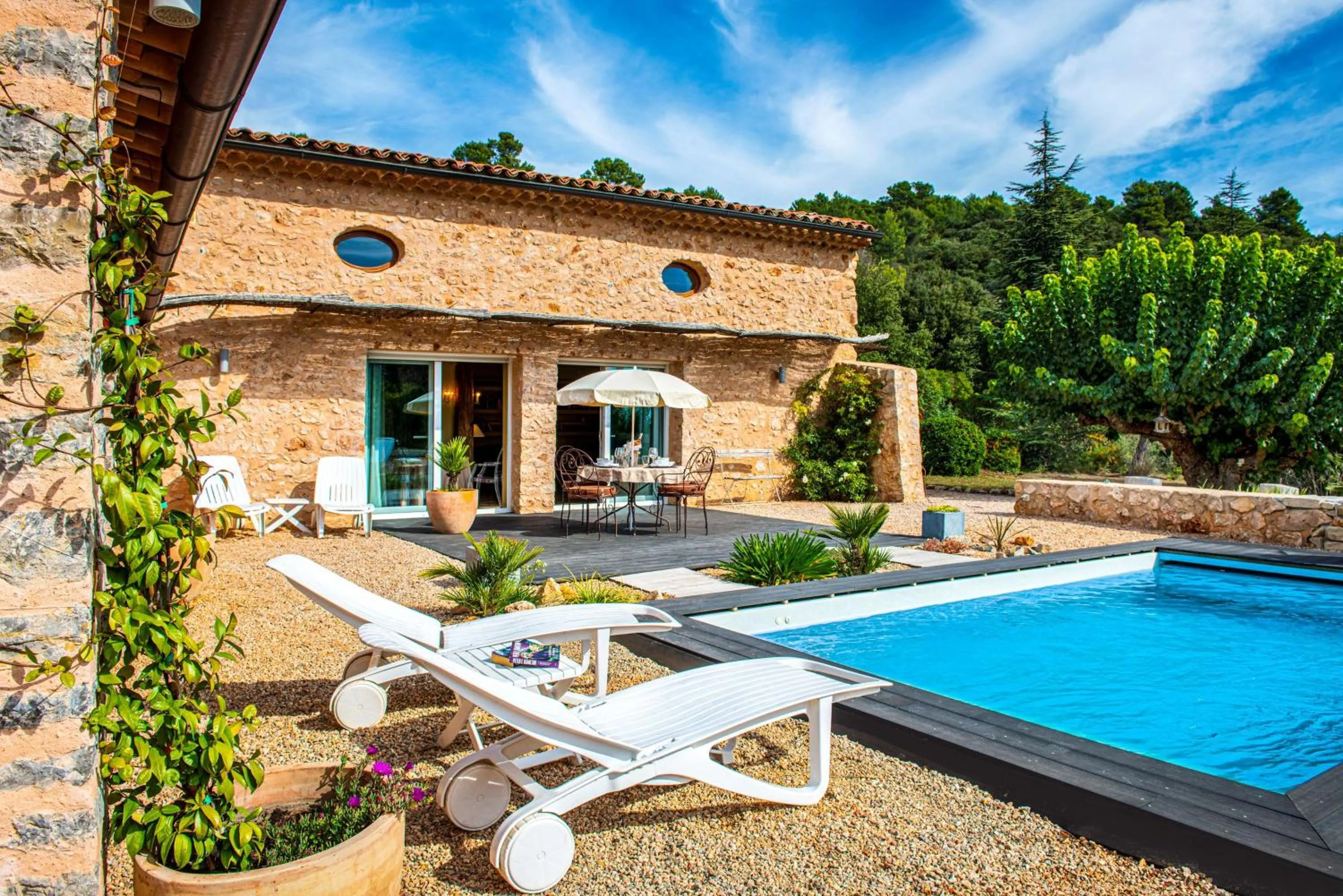 Four-Bedroom Villa with Terrace and Private Pool - Valley View/Non-Smoking in La Bastide du Calalou Hotel & Spa, BW Signature Collection