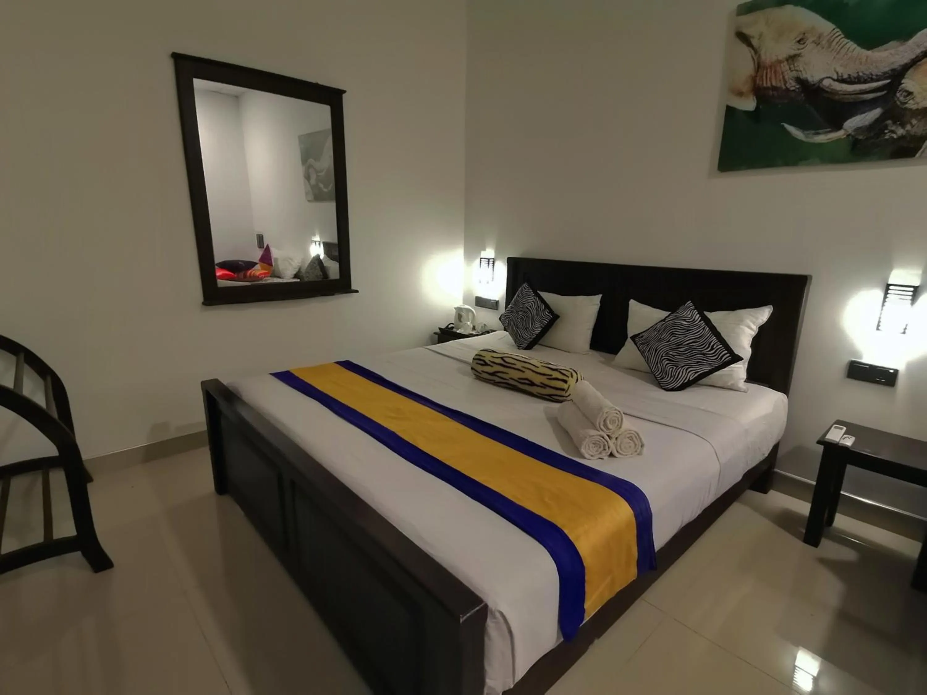 Bed in Levona Garden Resort