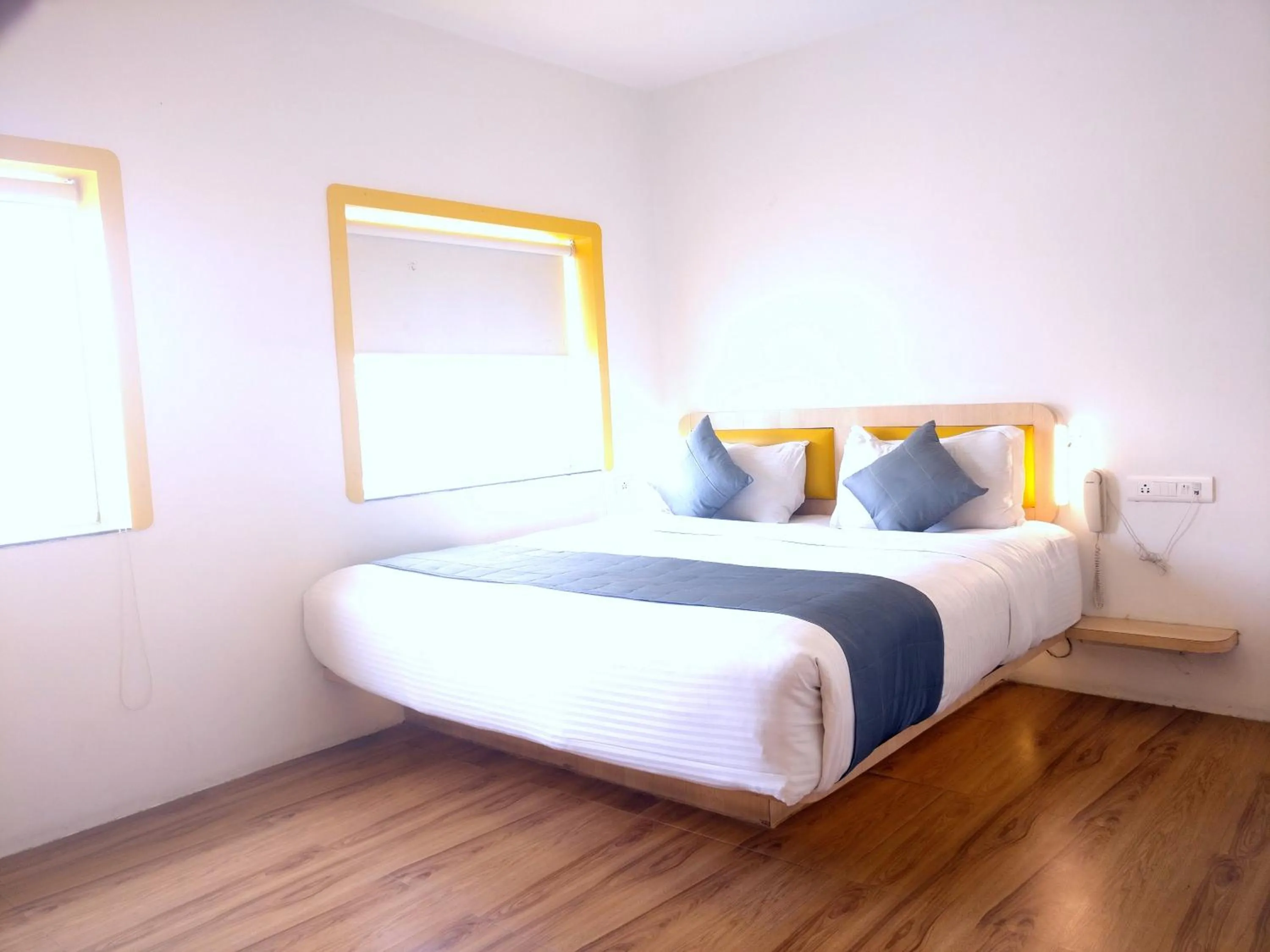 Photo of the whole room, Bed in Stay Inn