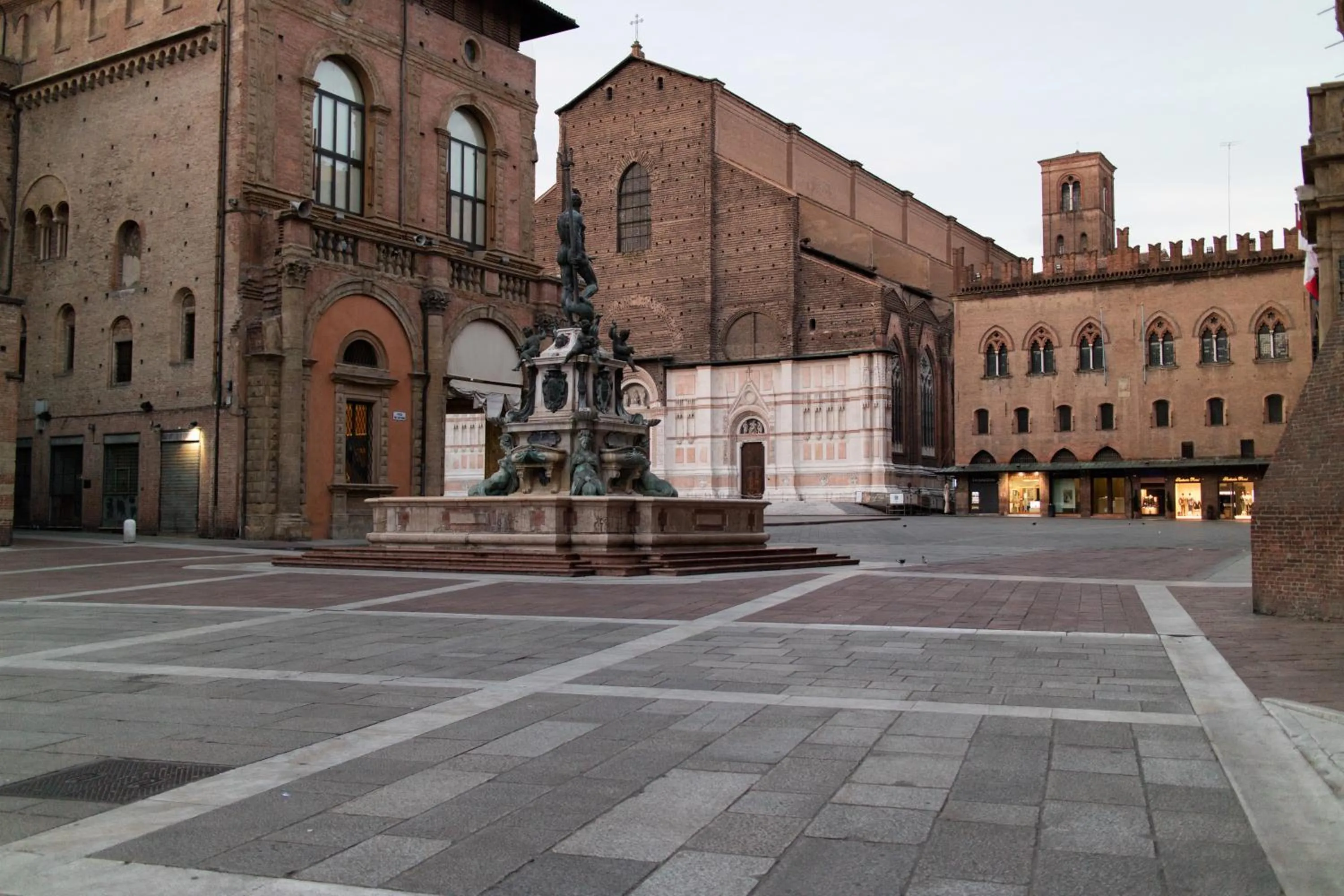 Nearby landmark in Casa Isolani Luxury Rooms Piazza Maggiore