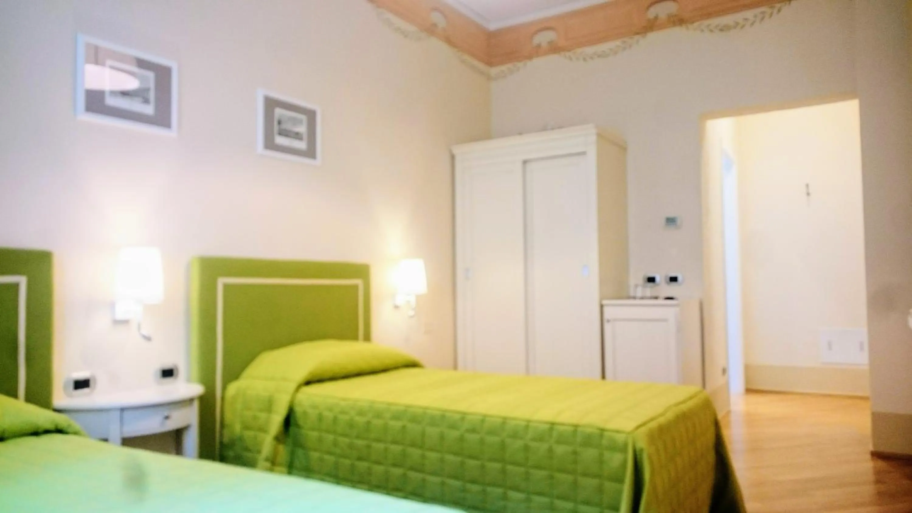 Bedroom, Bed in Casa Isolani Luxury Rooms Piazza Maggiore