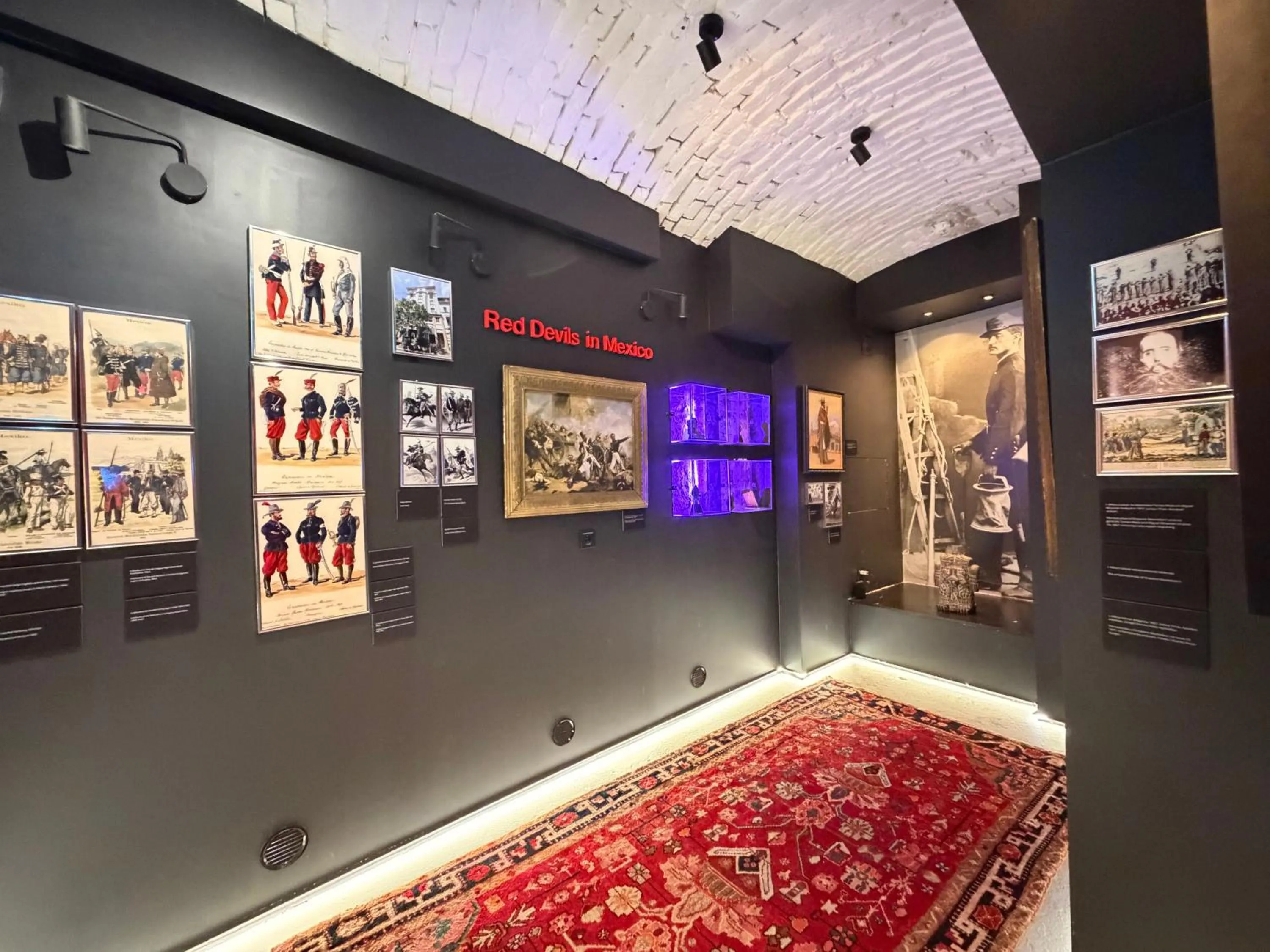 Property building in Hotel Mika Downtown