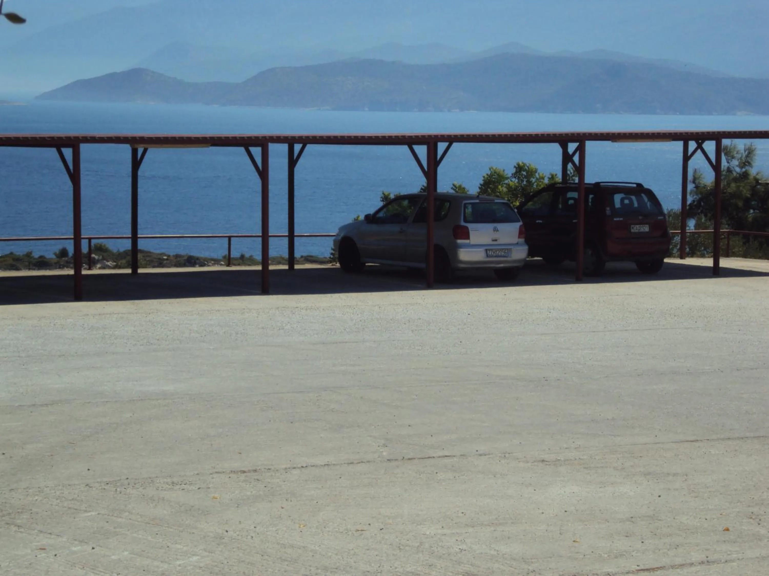 Area and facilities in Mykali Hotel