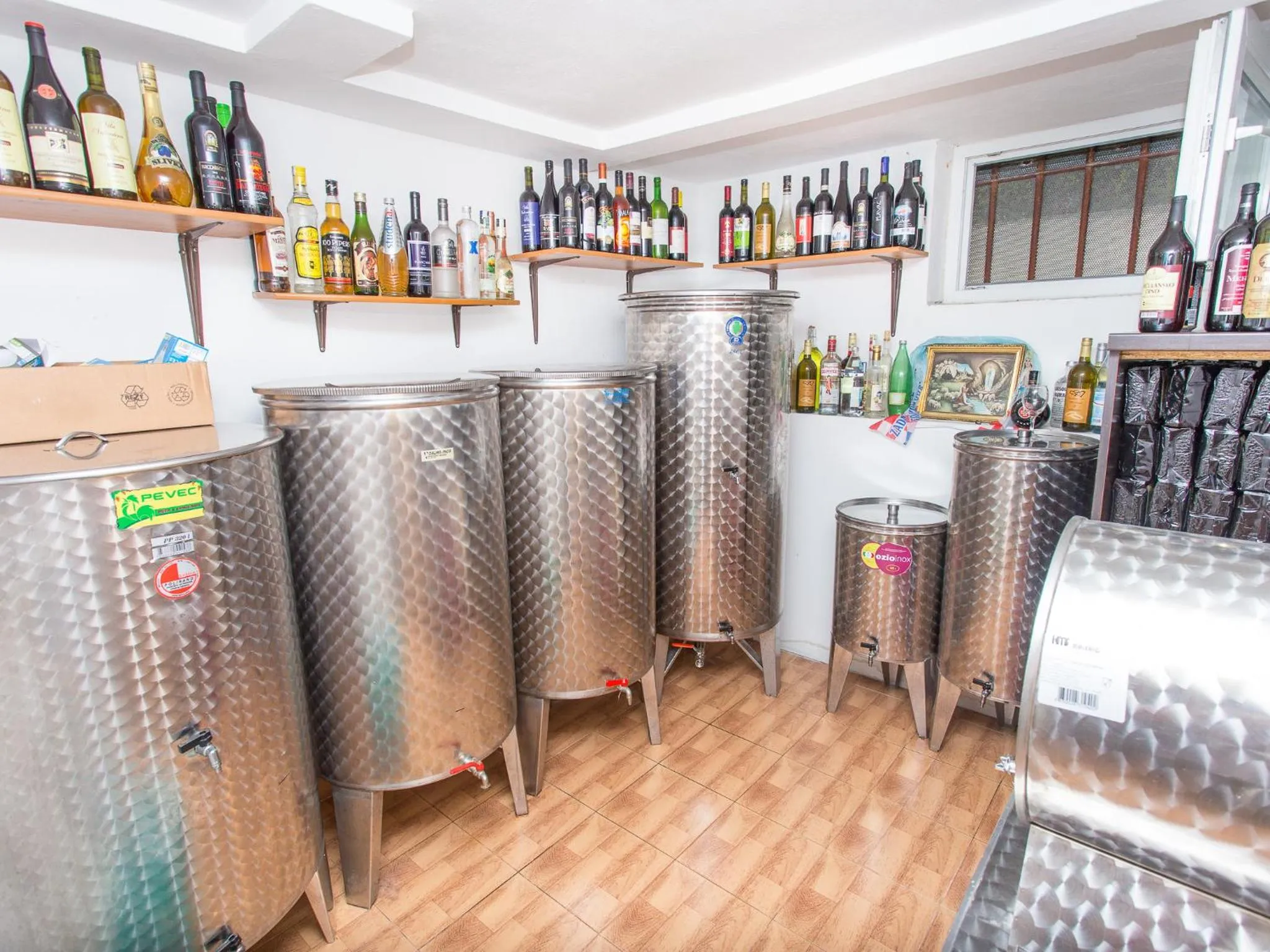 Alcoholic drinks in Villa Valentina