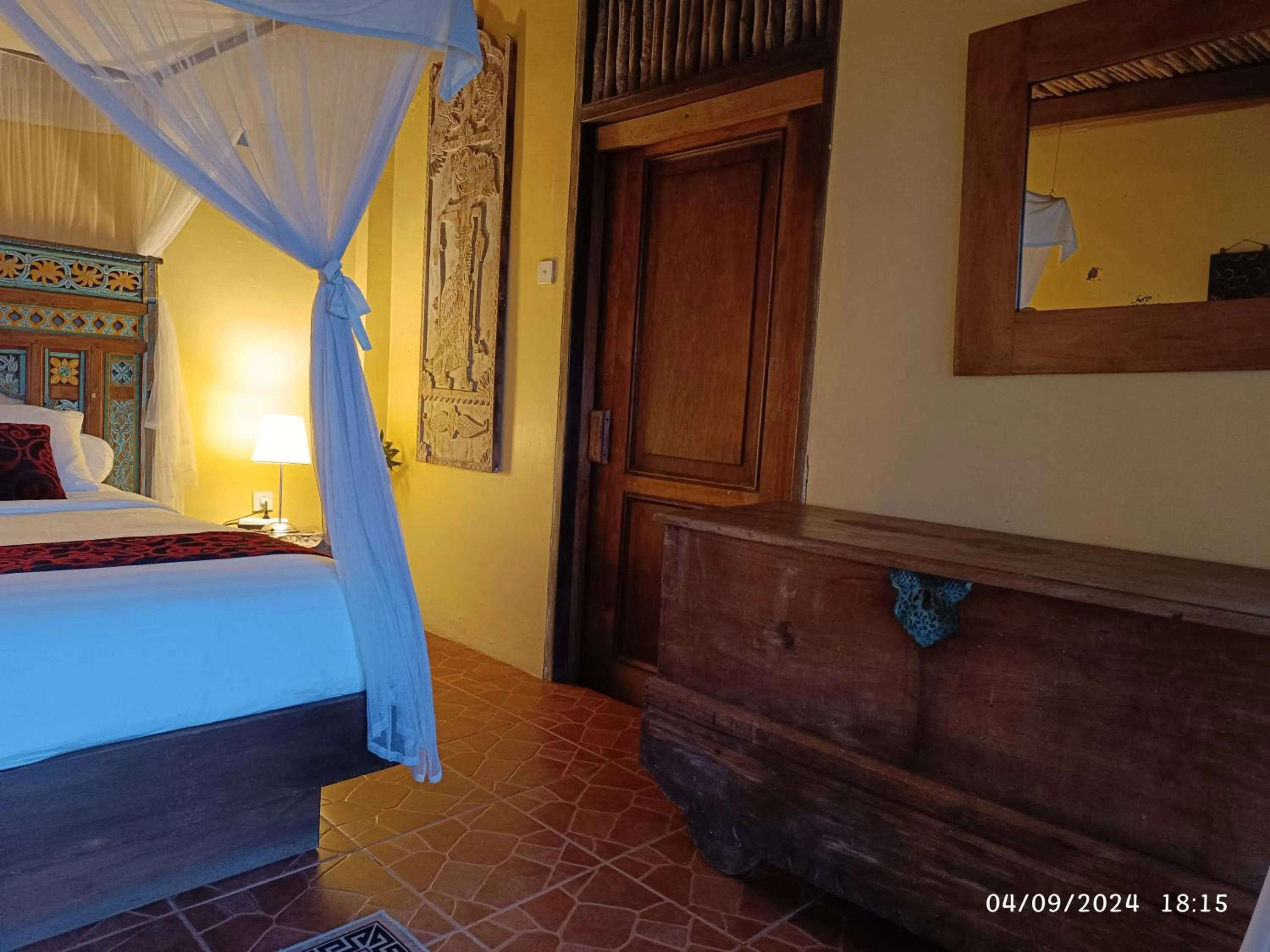 Bed in DWan Tea Mountain Side