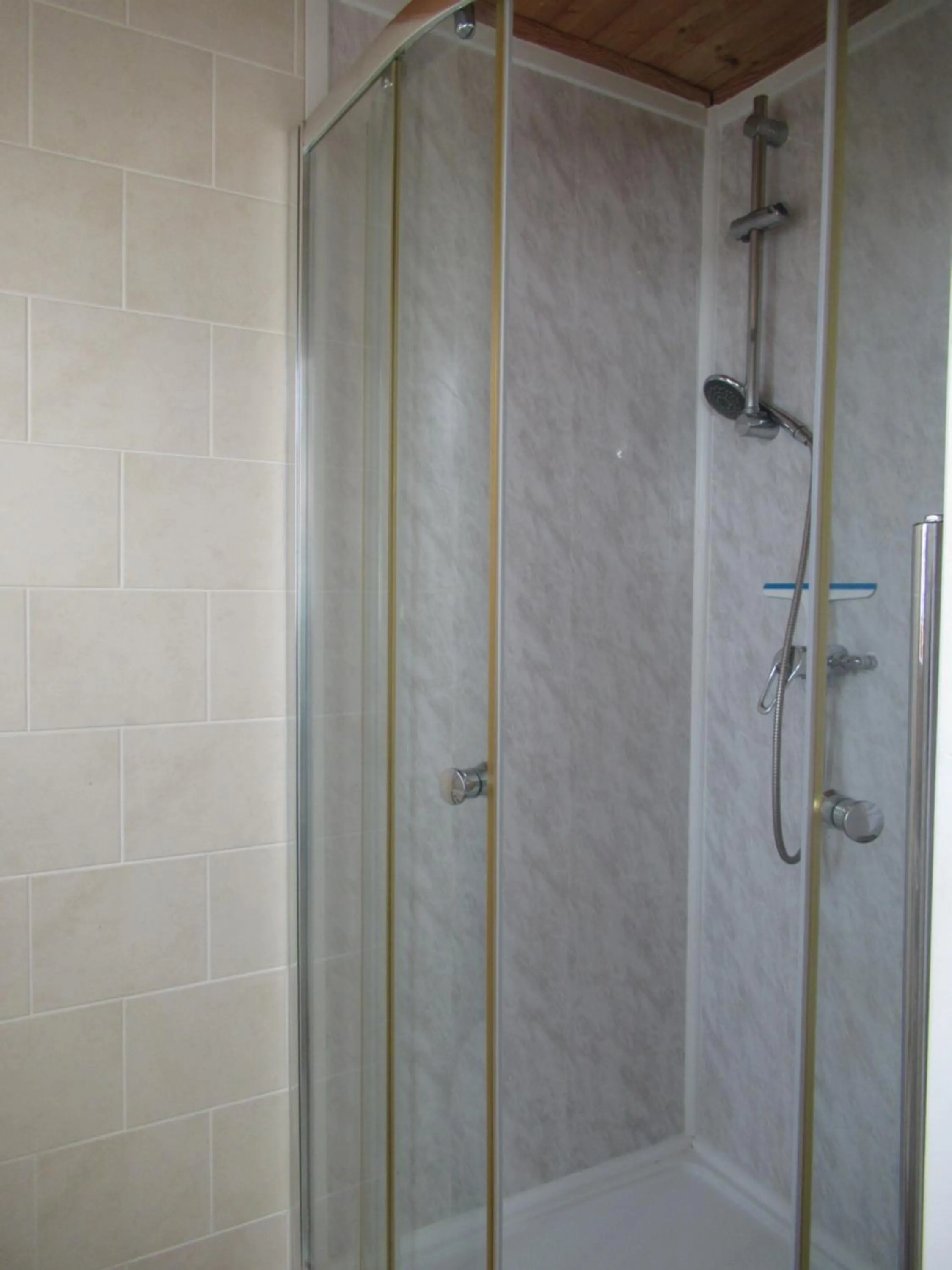 Bathroom in Littlestone Hotel