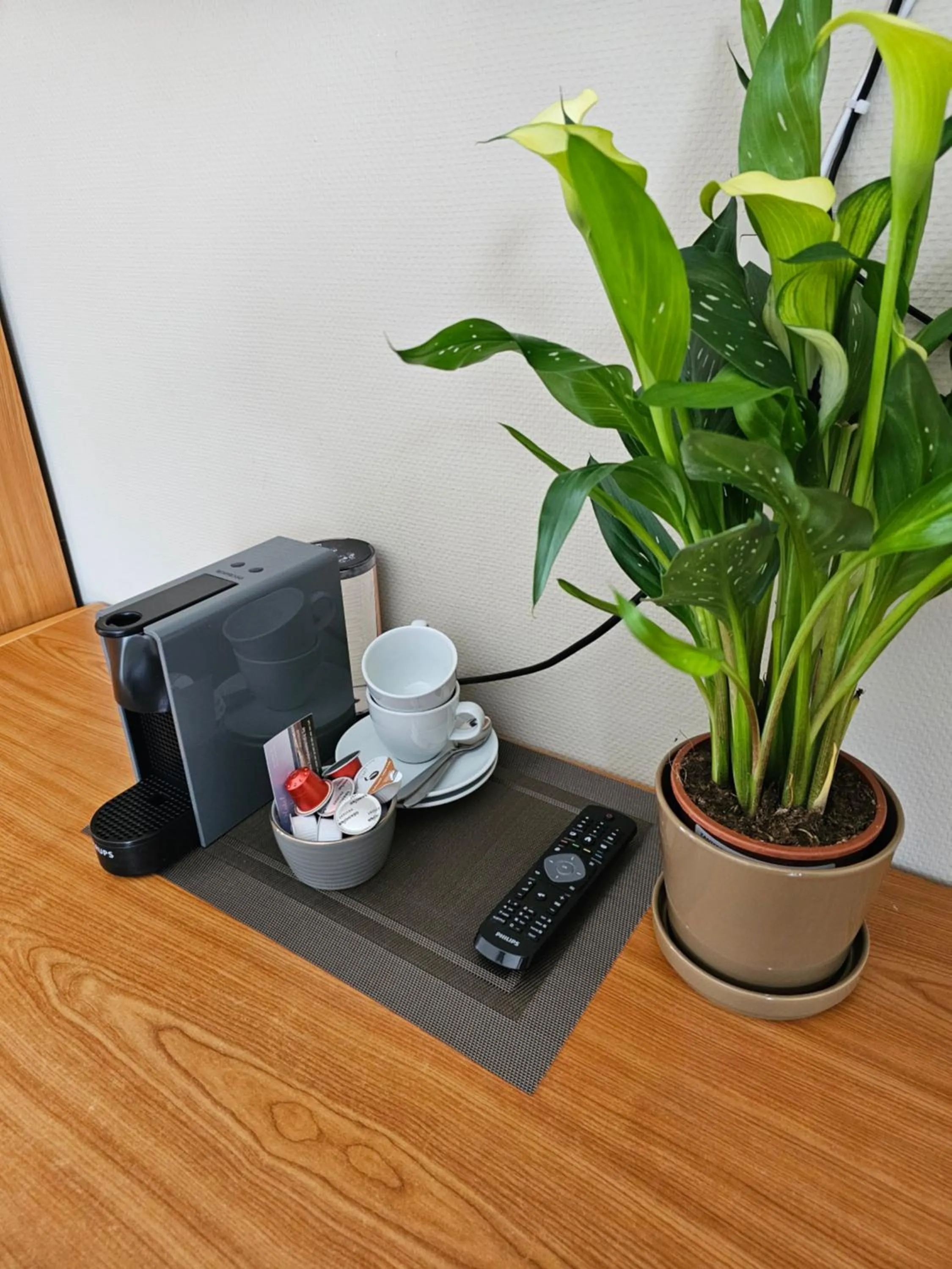 Coffee/tea facilities in Hotel Westendia and Free Parking Top Breakfast