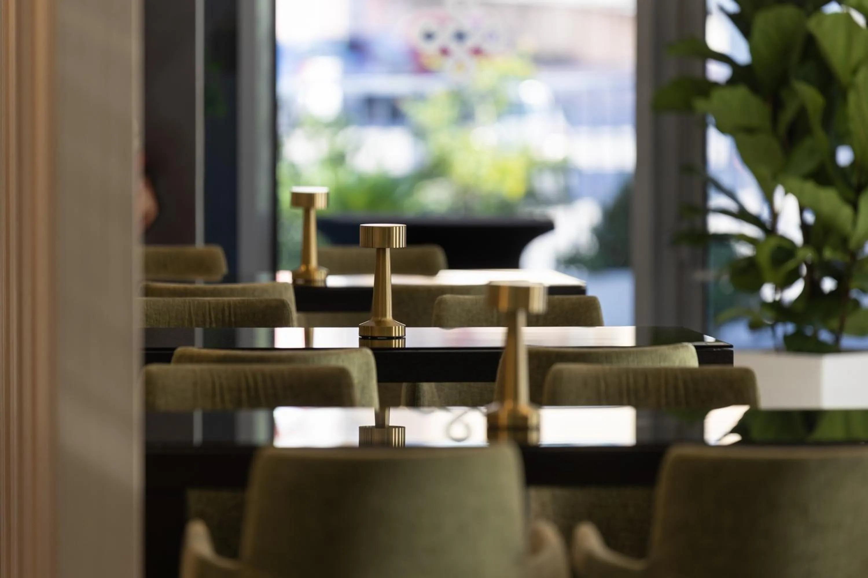 Seating area in Hotel Salona Palace
