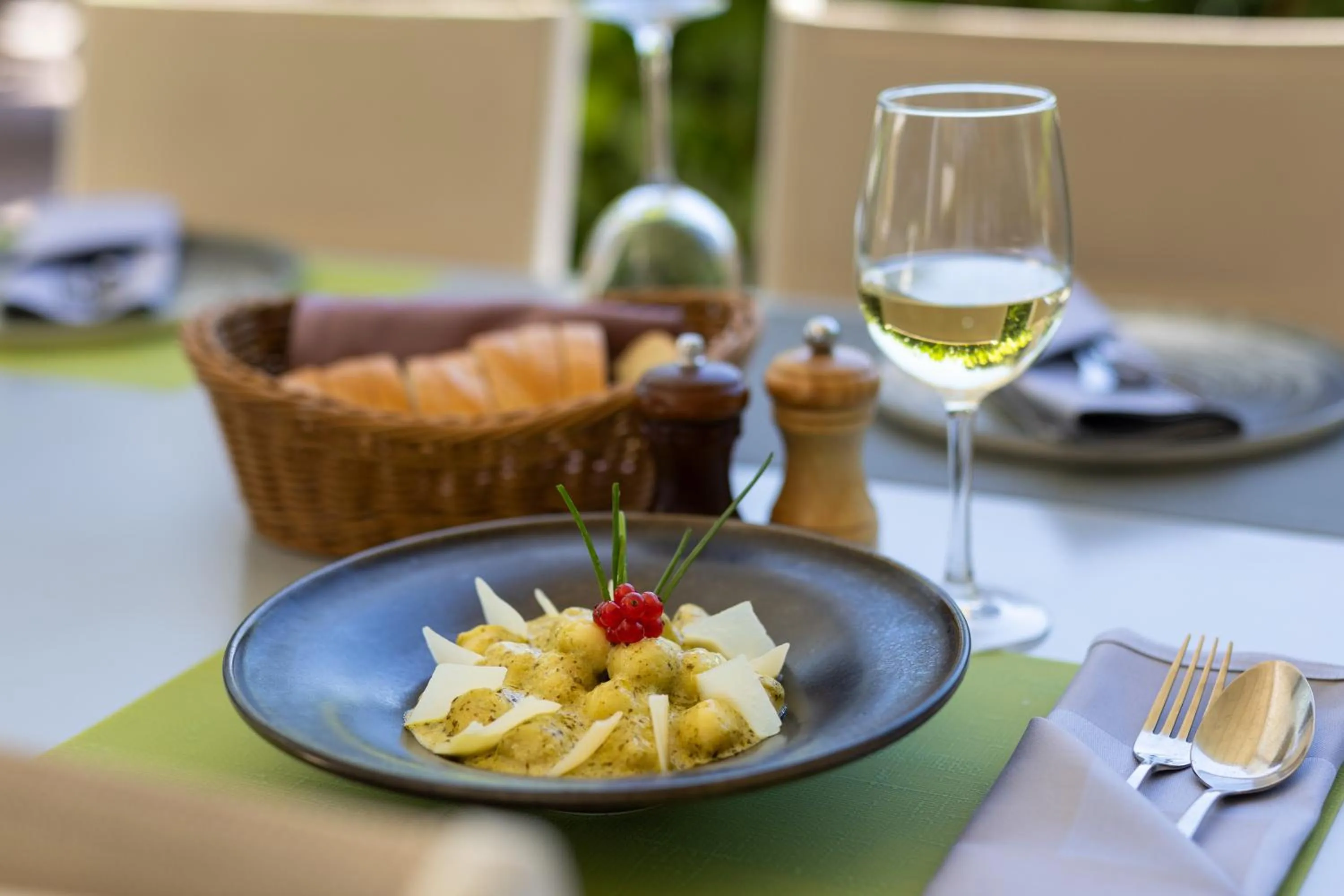 Food and drinks in Hotel Salona Palace