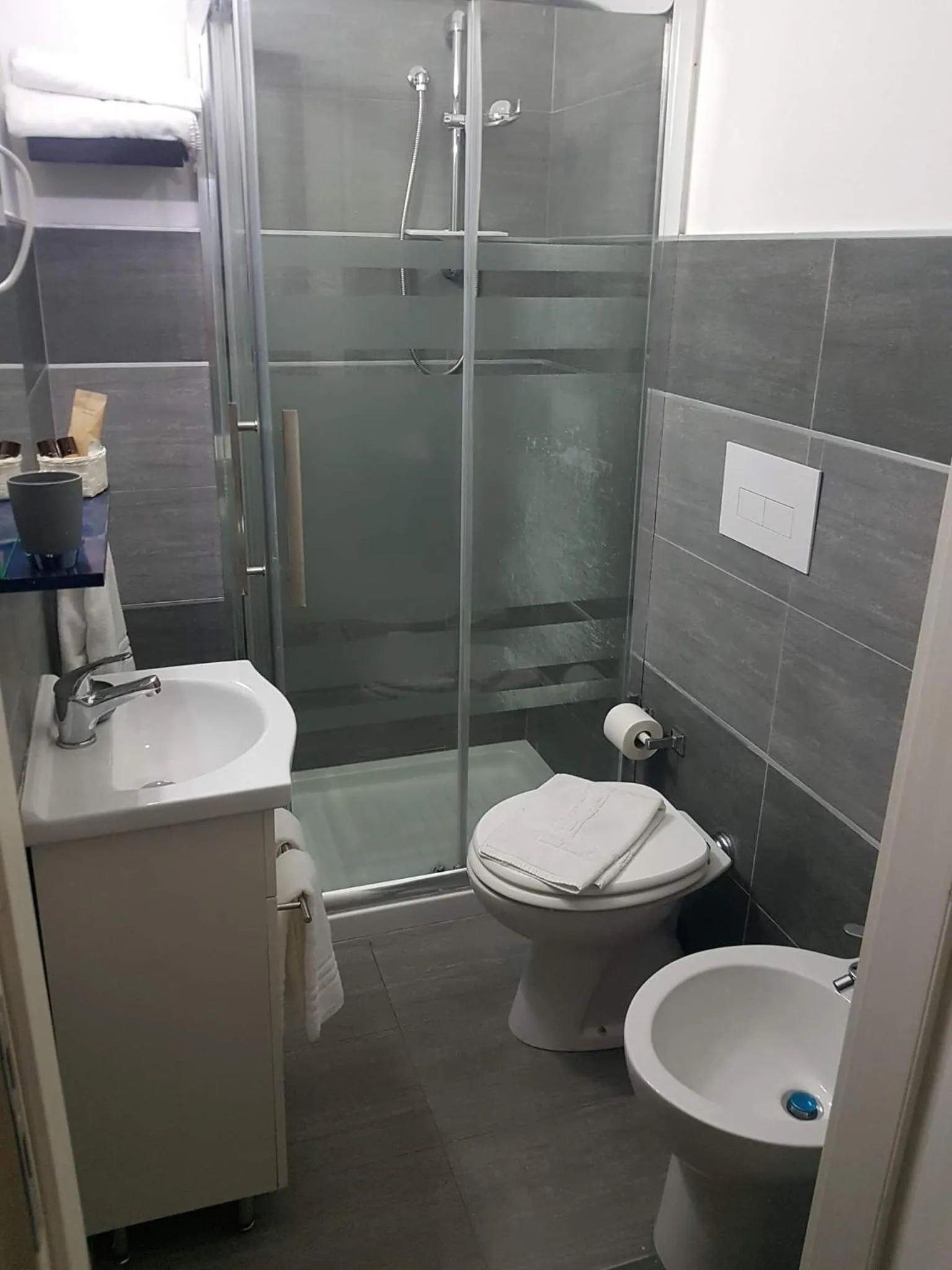 Ruggero Settimo Gallery