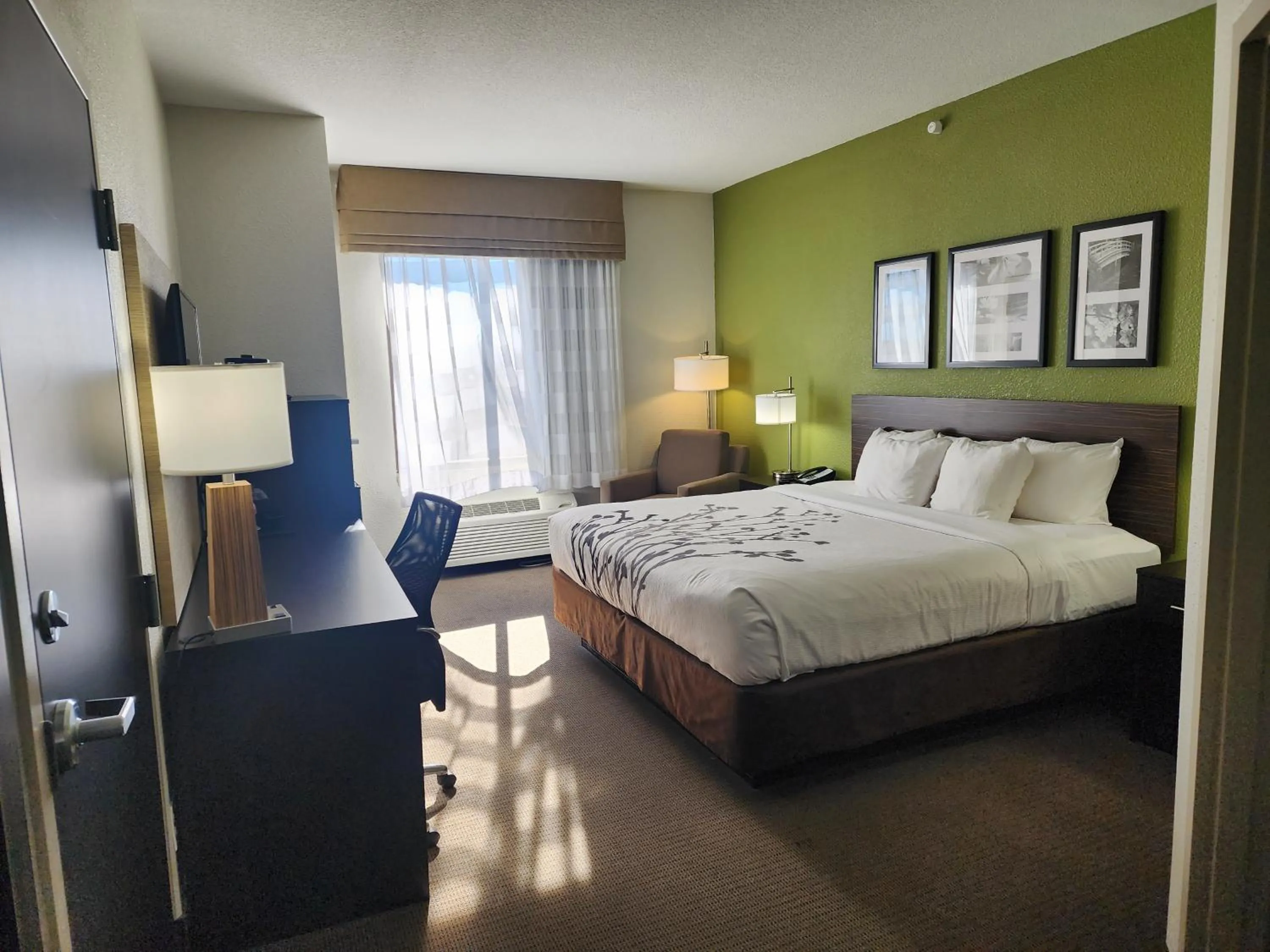 Bedroom, Bed in Sleep Inn & Suites Columbia