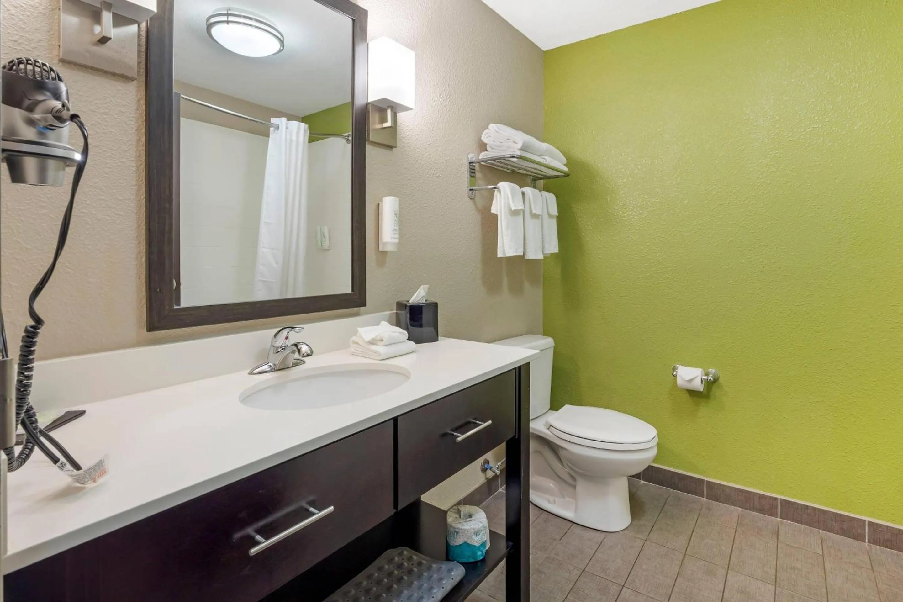 Bedroom in Sleep Inn & Suites Columbia