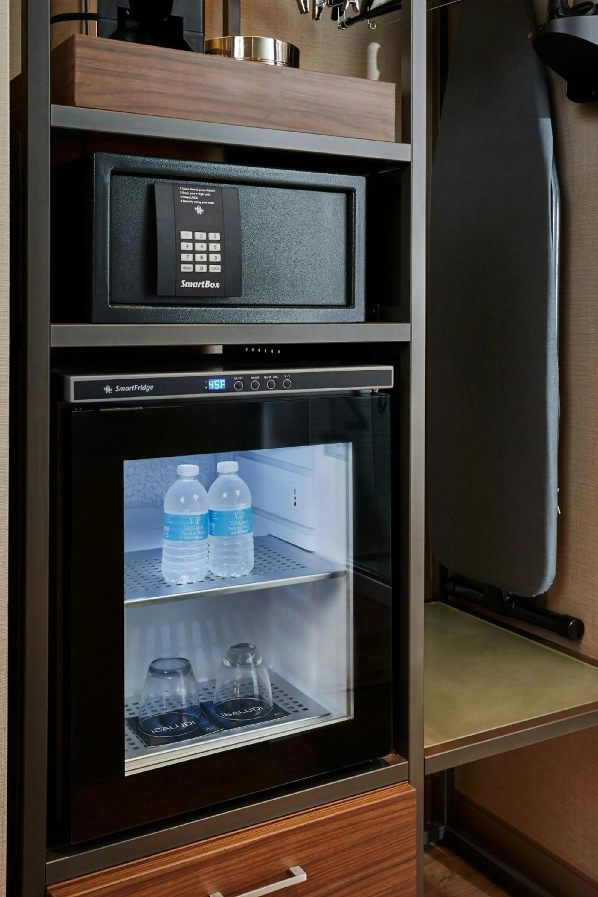 Photo of the whole room in AC Hotel by Marriott Cincinnati at The Banks