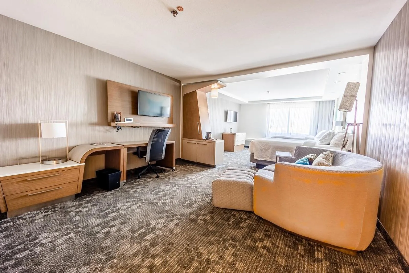 Seating area in Courtyard by Marriott Rome