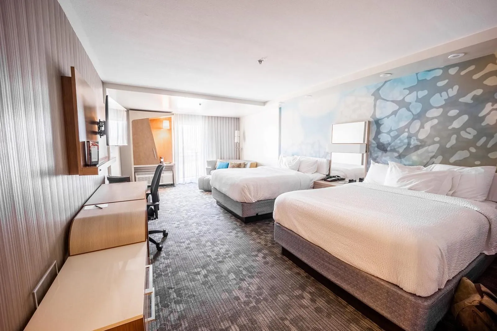 Bedroom, Bed in Courtyard by Marriott Rome