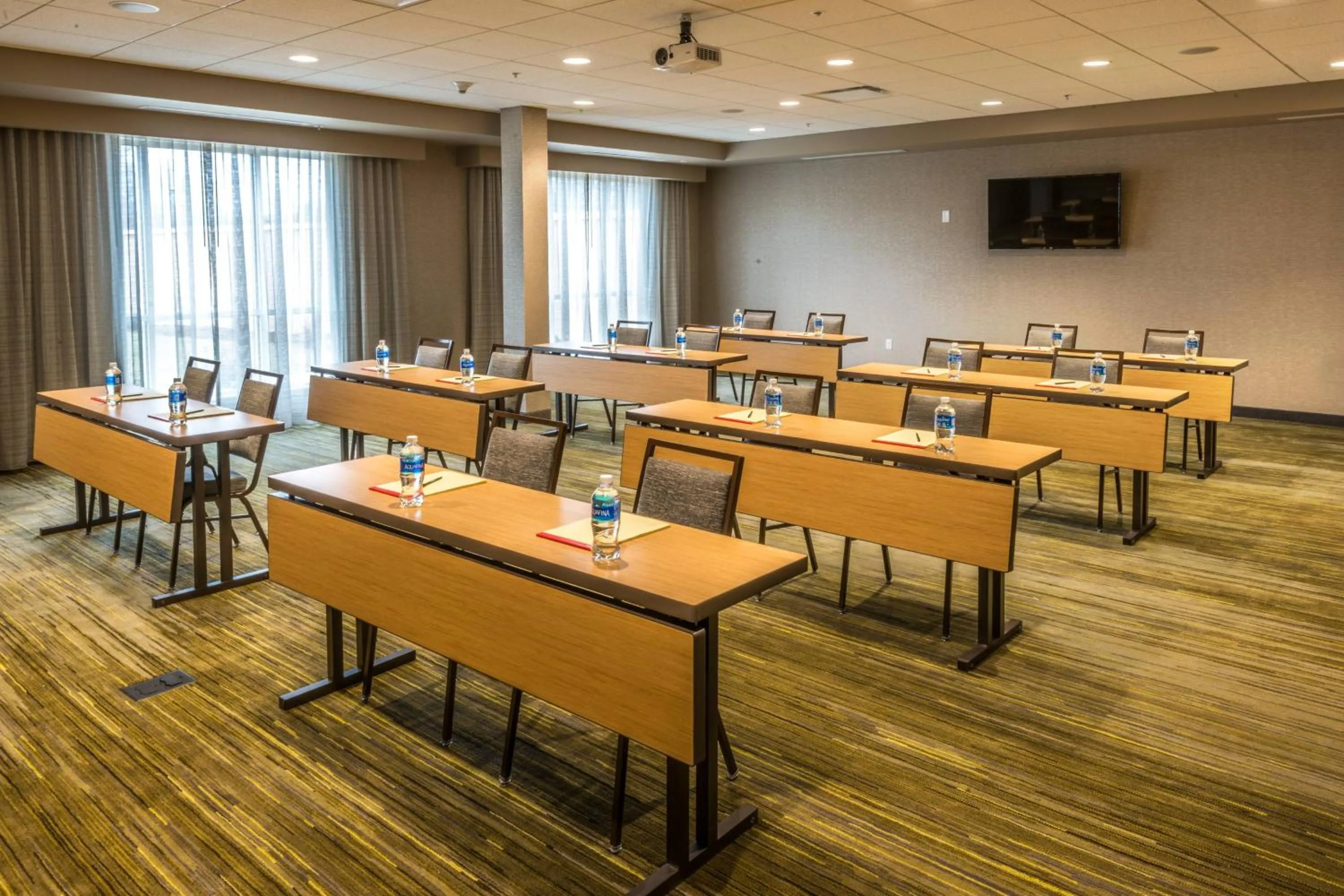 Meeting/conference room in Courtyard by Marriott Somerset