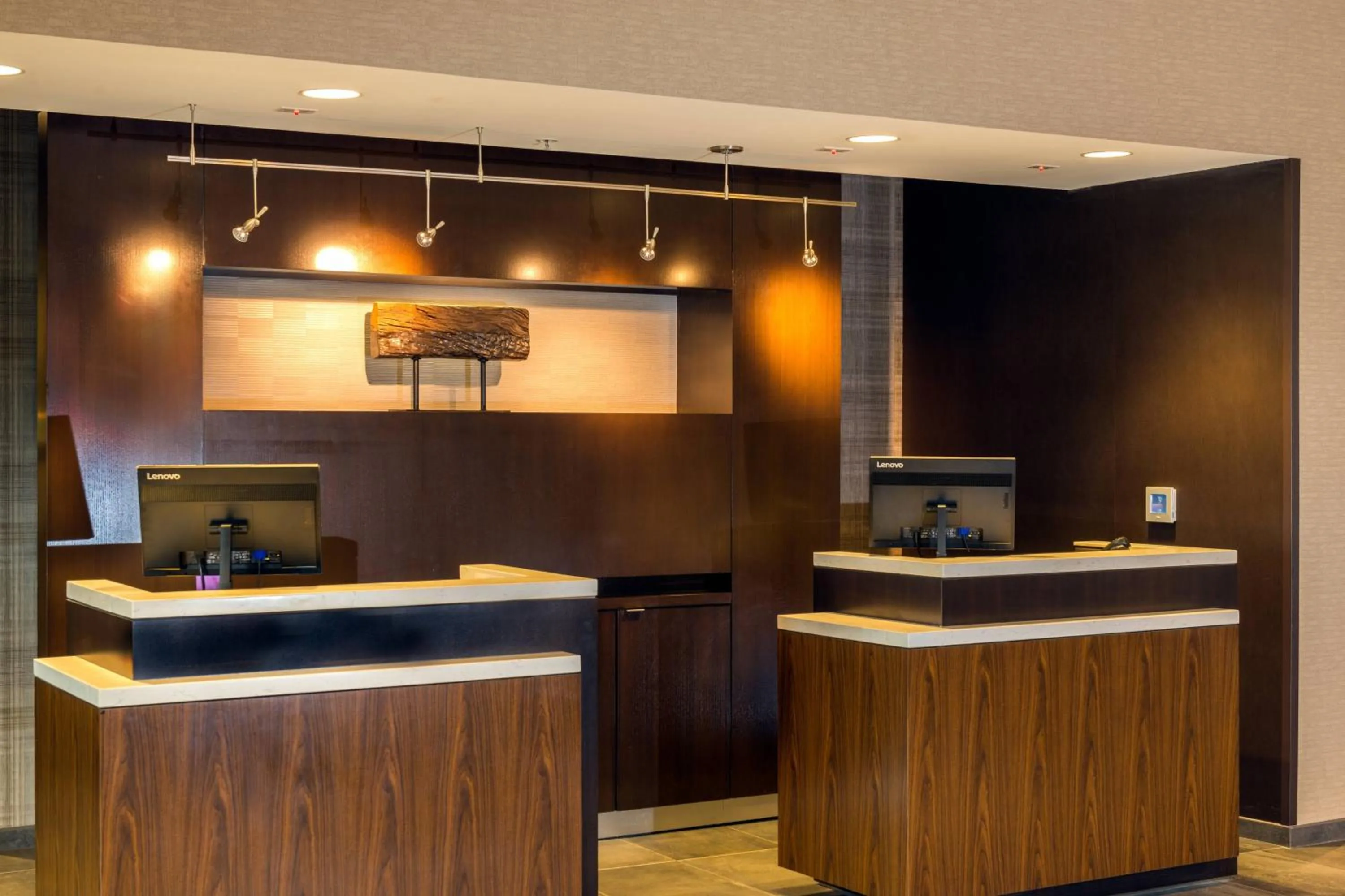 Lobby or reception in Courtyard by Marriott Somerset