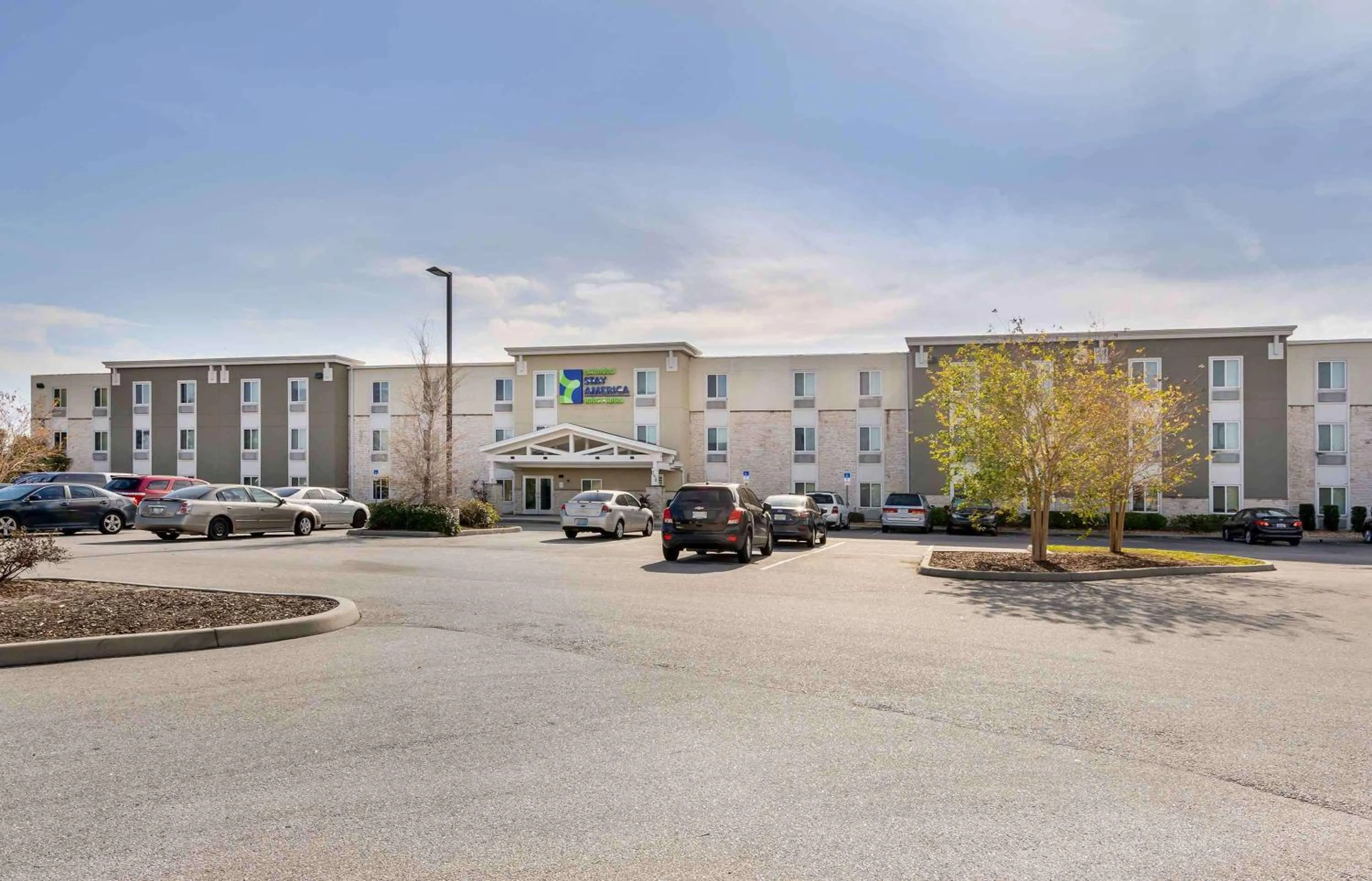 Property building in Extended Stay America Select Suites - Orlando - Airport