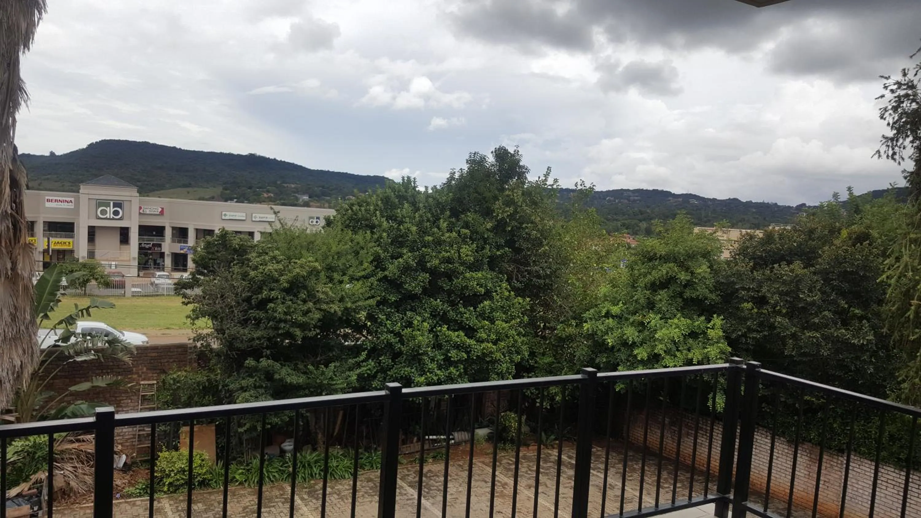 Mountain view in Fa'Trez Guest House & Spa