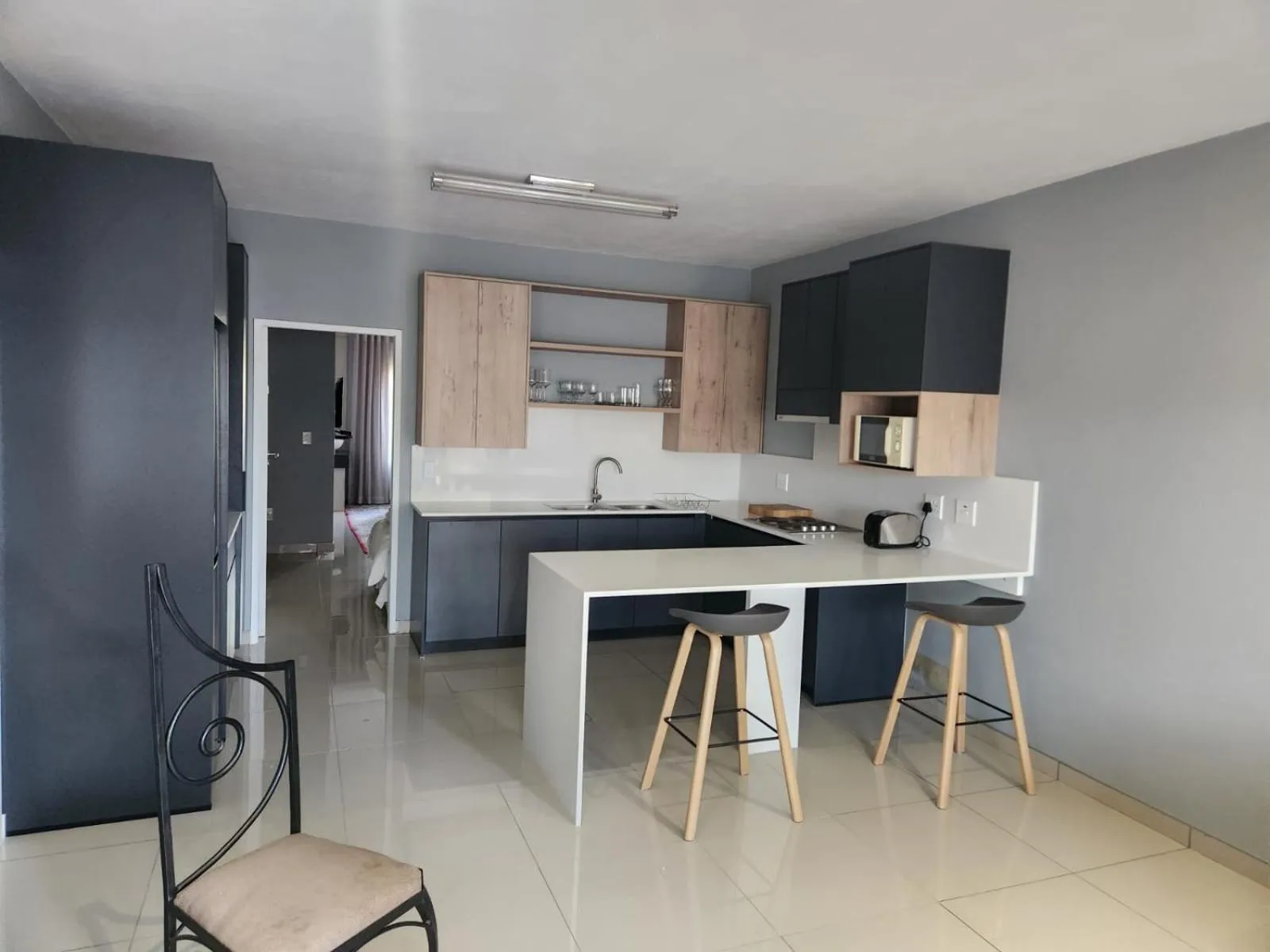 Communal kitchen in Fa'Trez Guest House & Spa