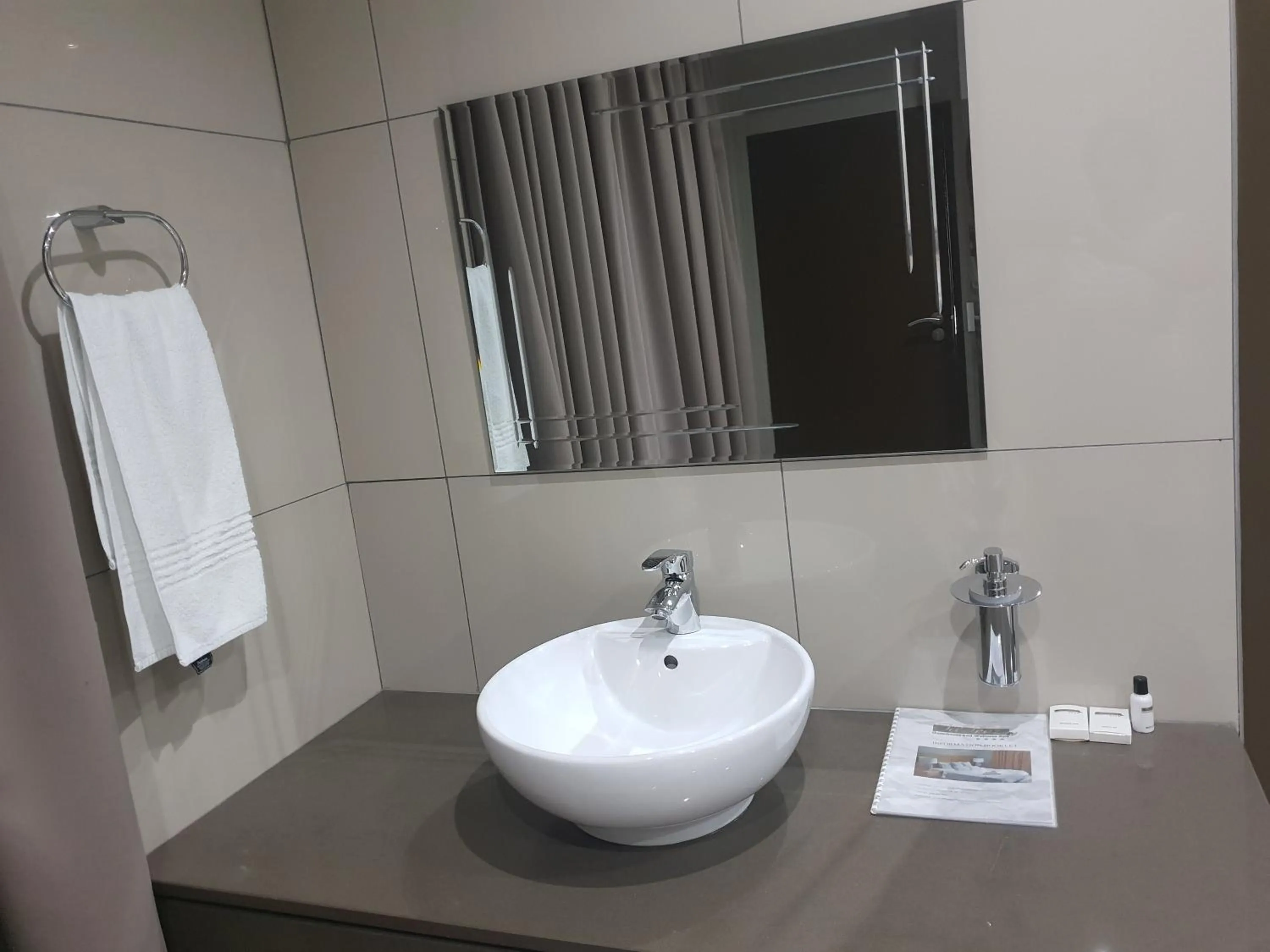 Bathroom in Fa'Trez Guest House & Spa