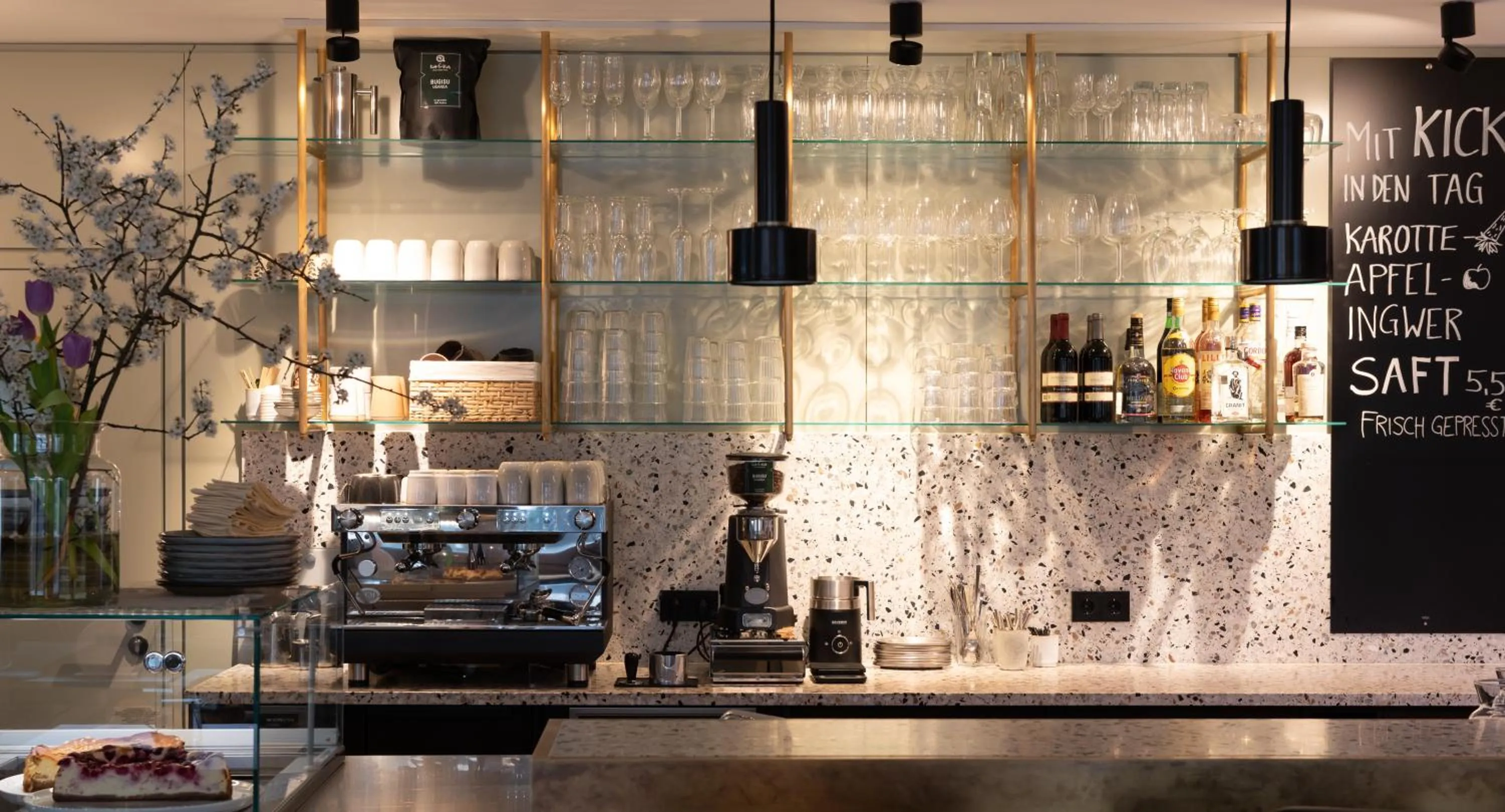 Lounge or bar in Hotel Garni Maximilian