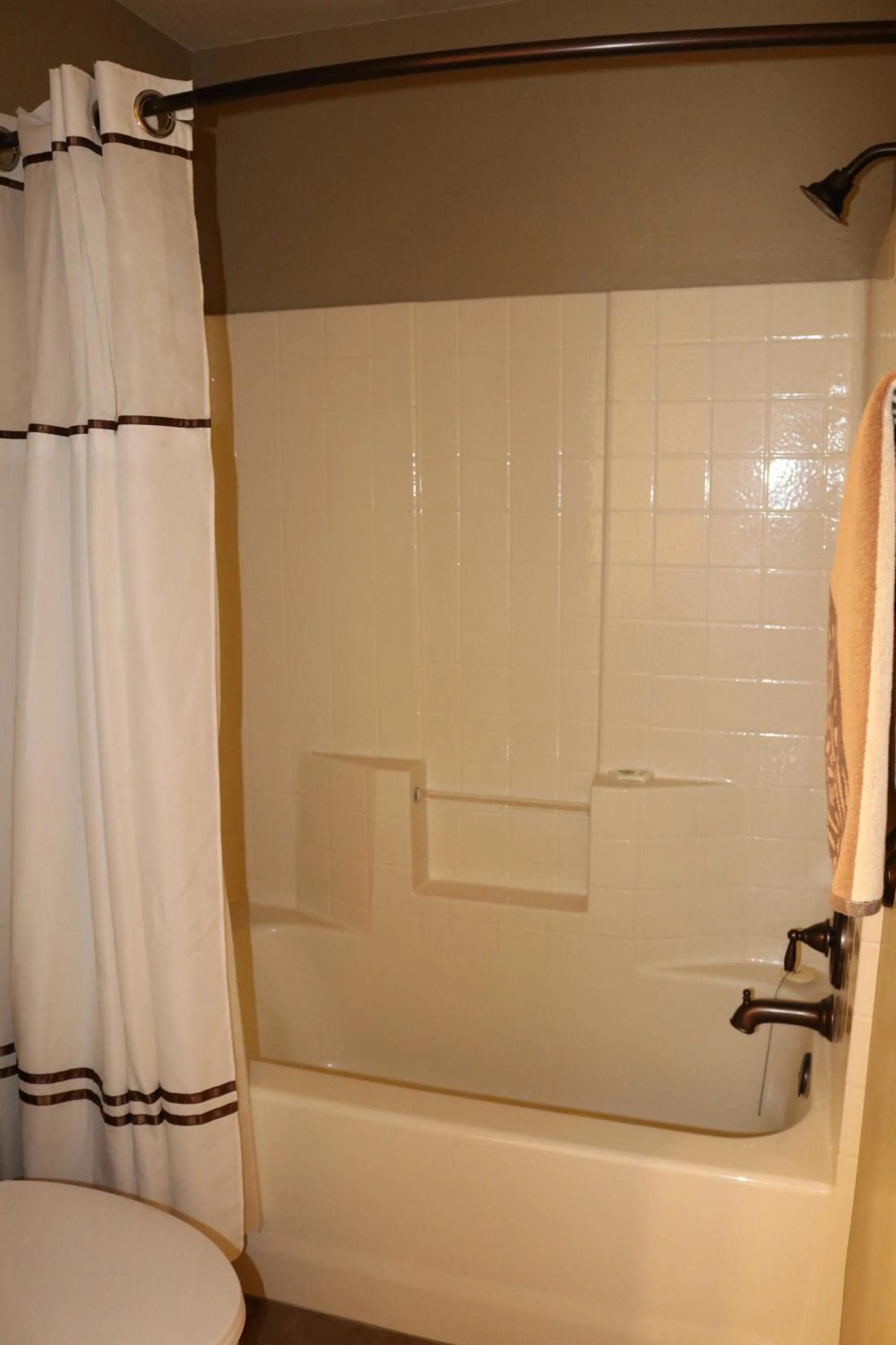 Hidden Canyon Retreat