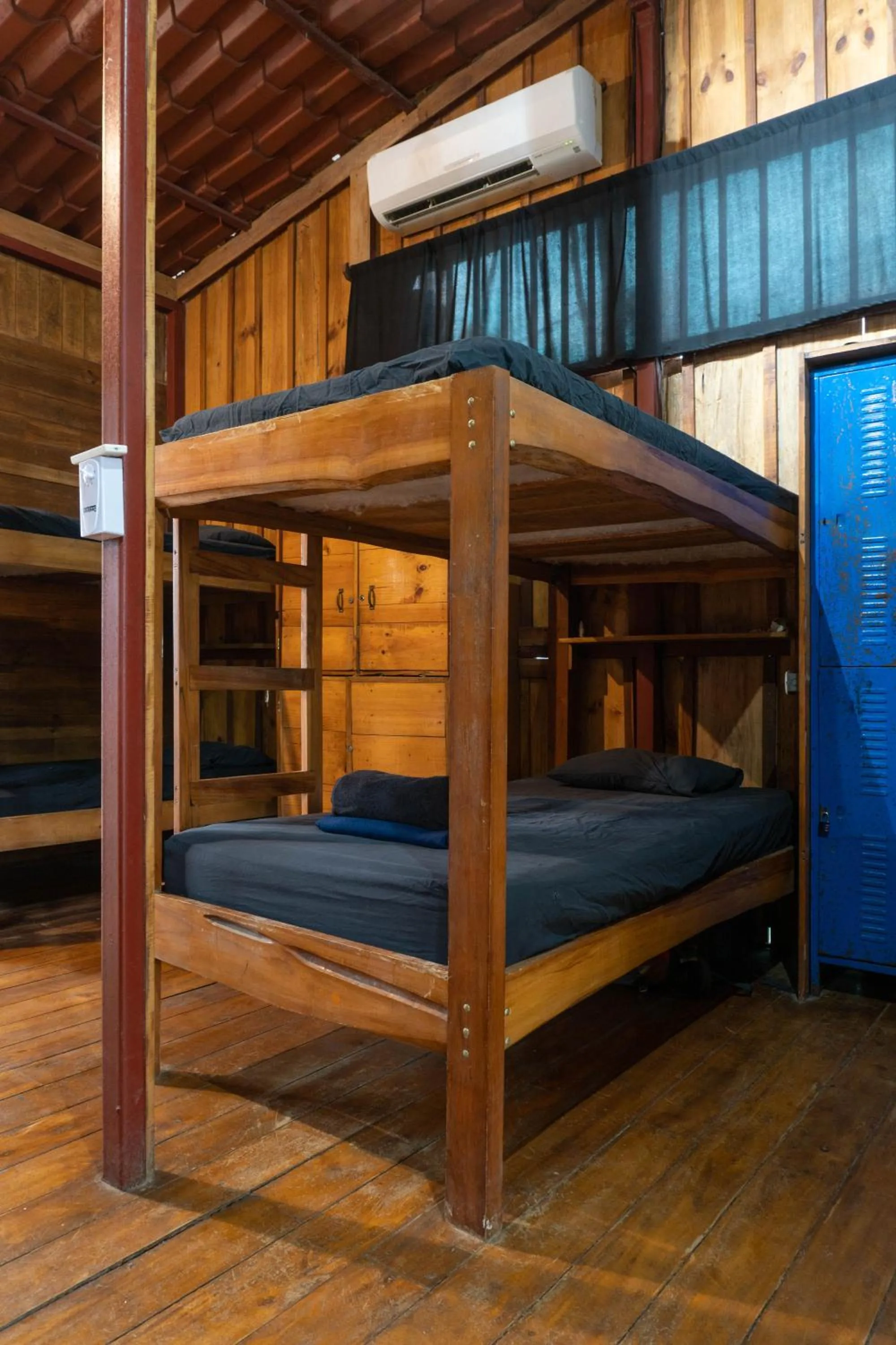 Bed in Burnt Toast Surfcamp