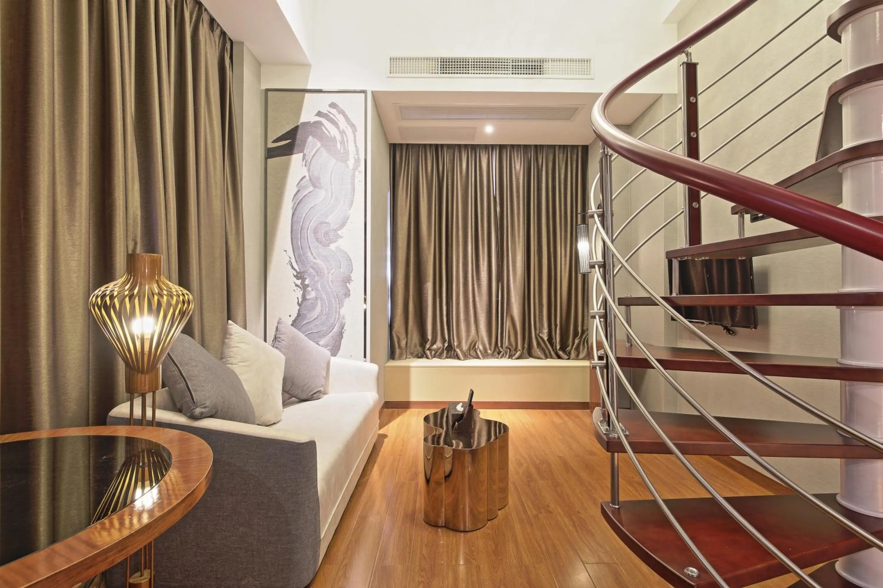 On site in Days Inn South Guangzhou Raiway Station