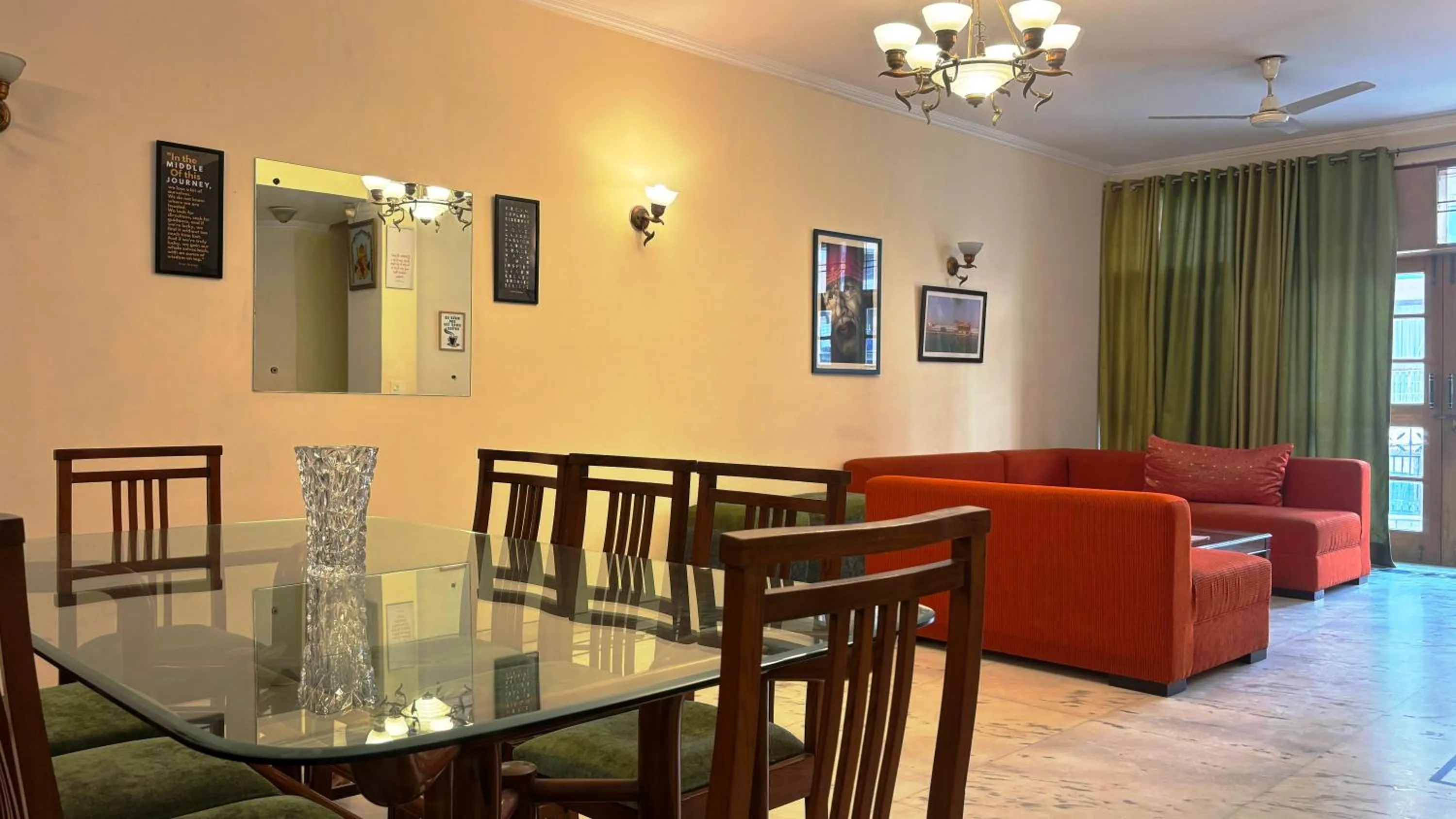 Dining area in Under My Roof Green Park