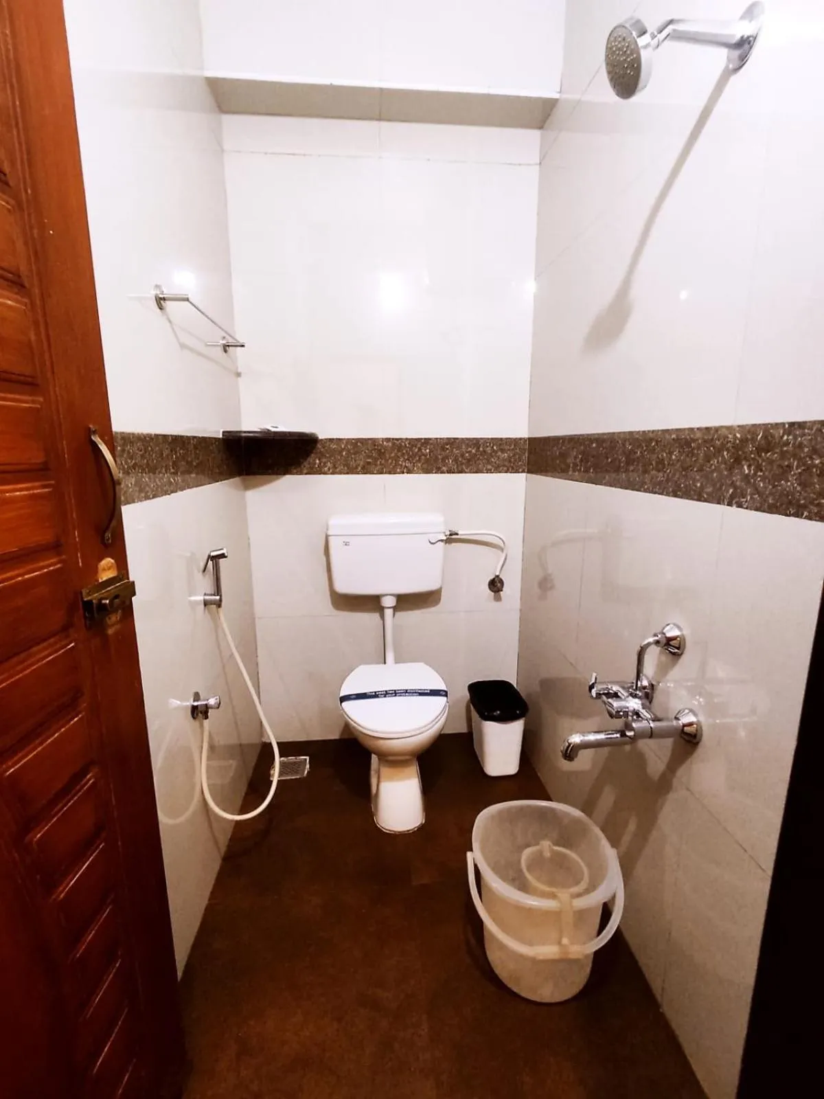 Shower in Hotel GVS Residency