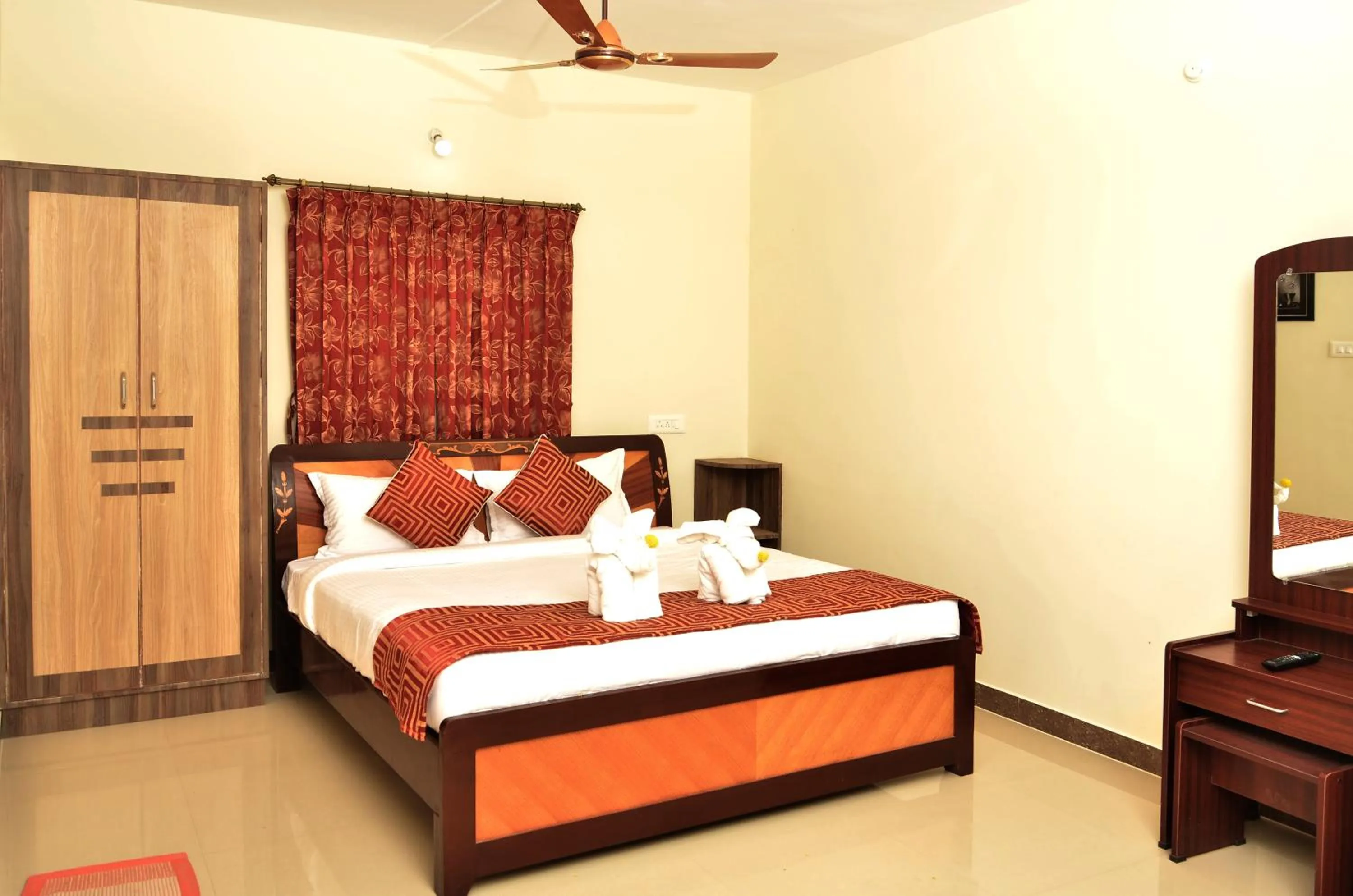Bed in Hotel GVS Residency