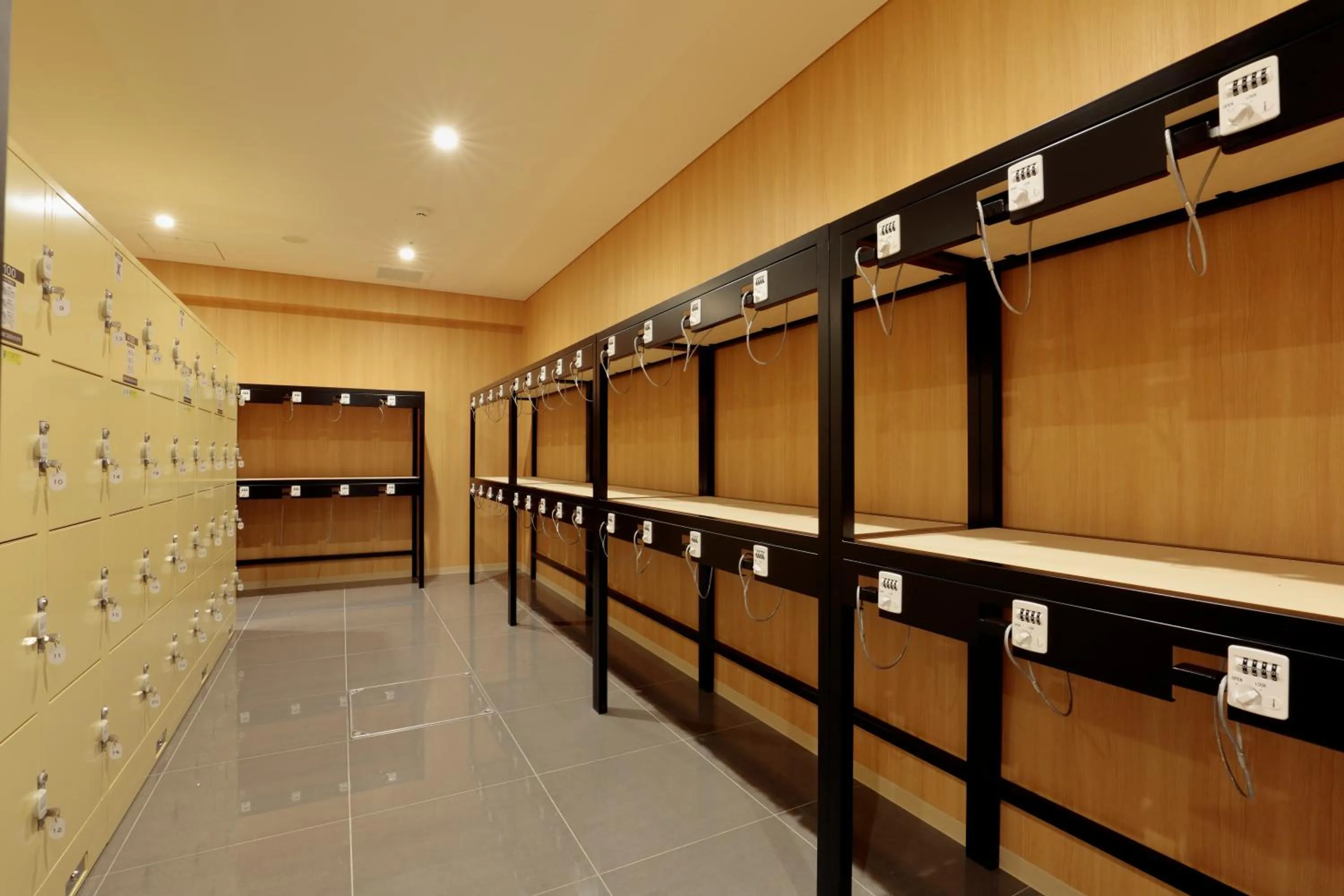Area and facilities in Candeo Hotels Osaka Namba
