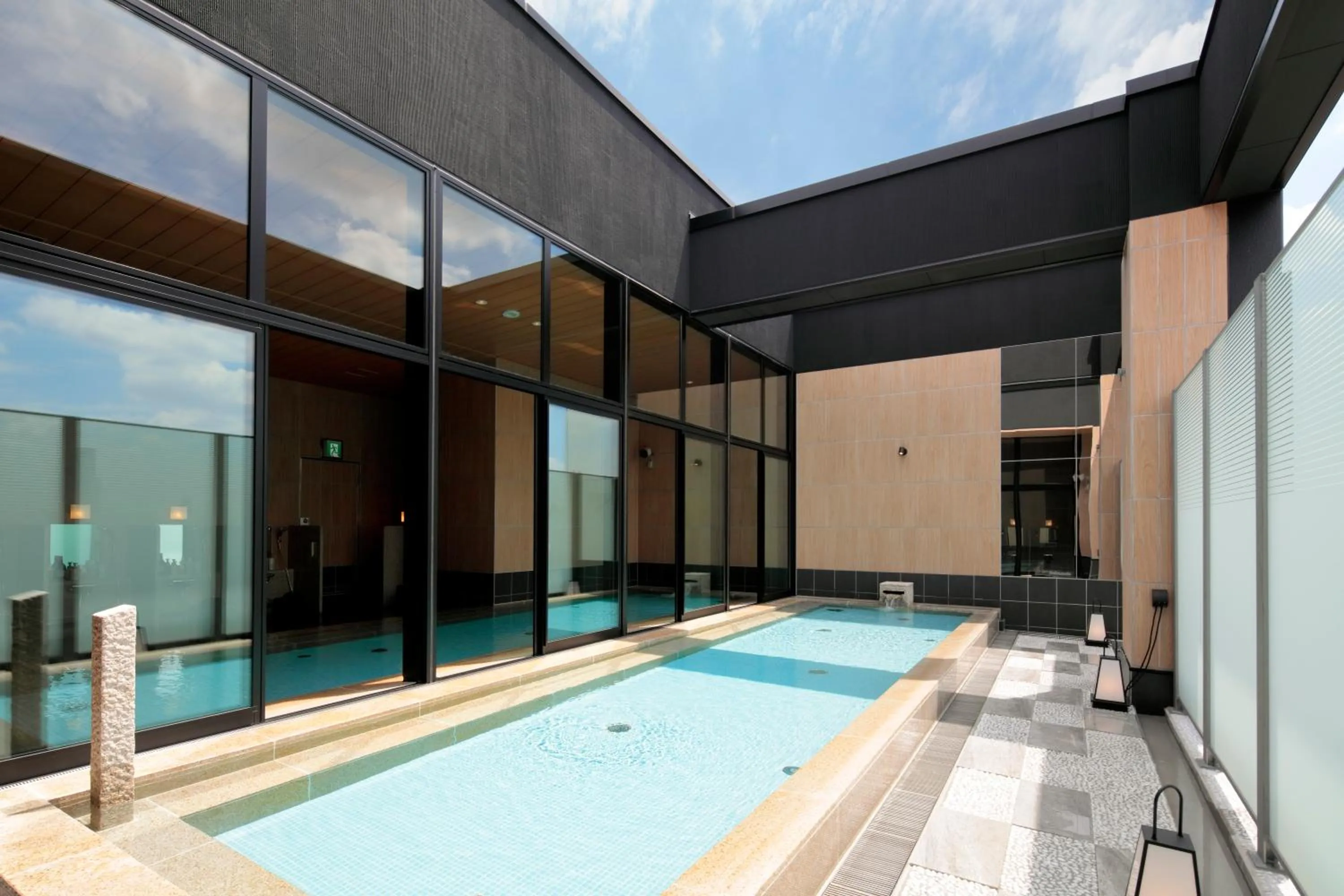 Open Air Bath in Candeo Hotels Osaka Namba