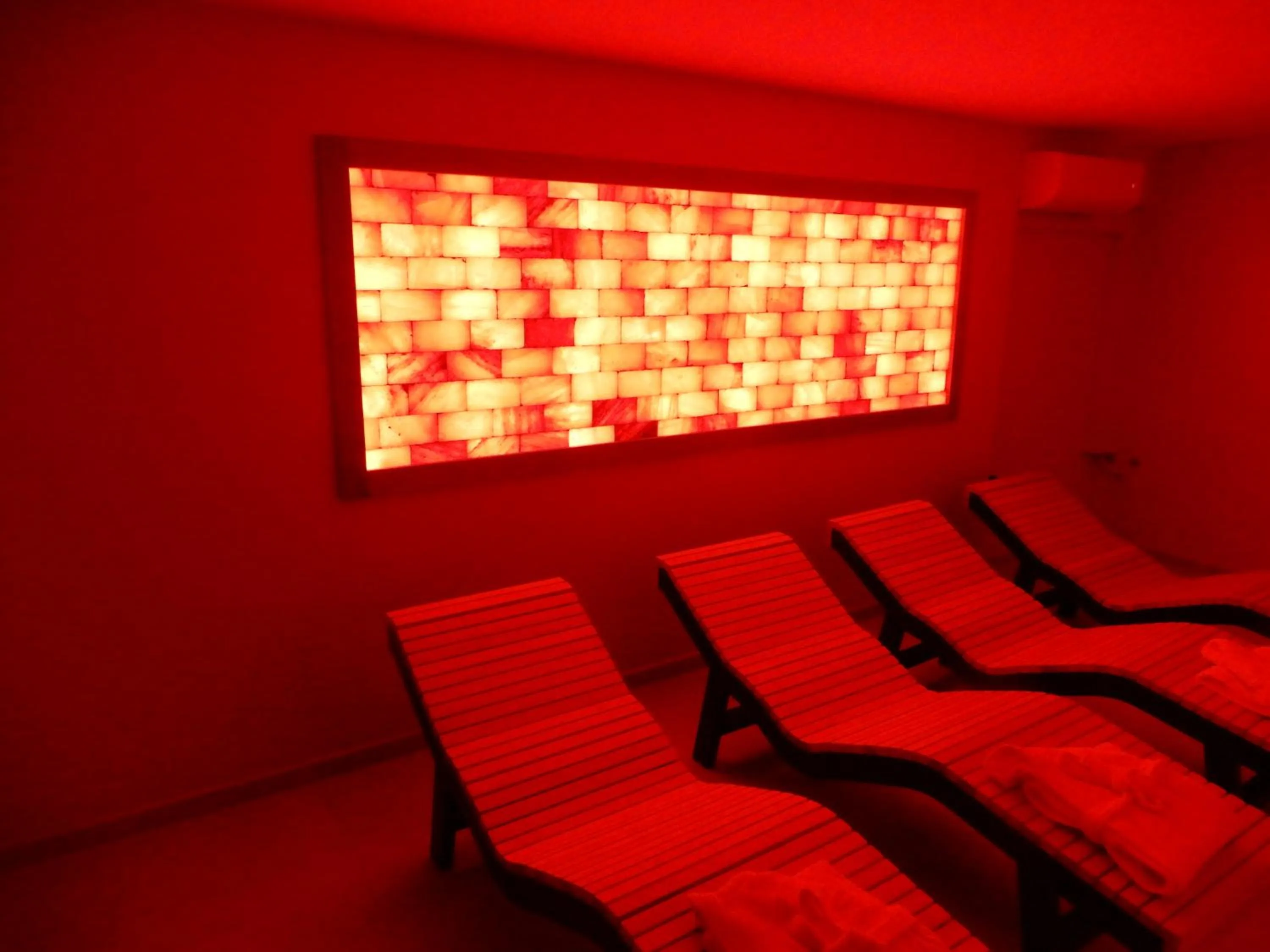 Spa and wellness centre/facilities in Villa Mediterana